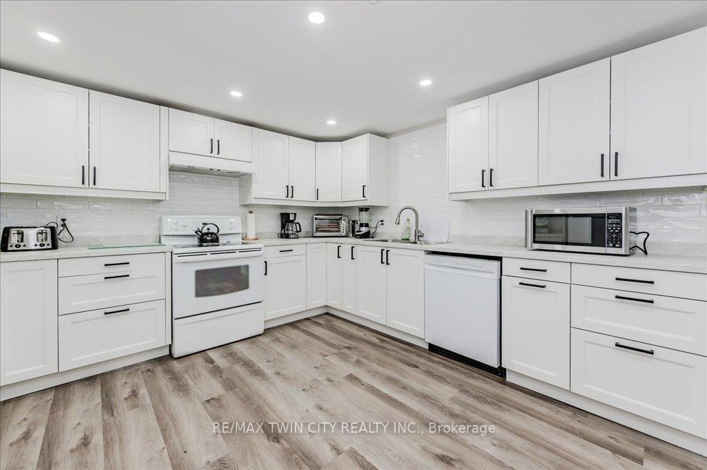 Photo 18 of 13 Alma Street, Brant, Brantford Twp — HOMEH