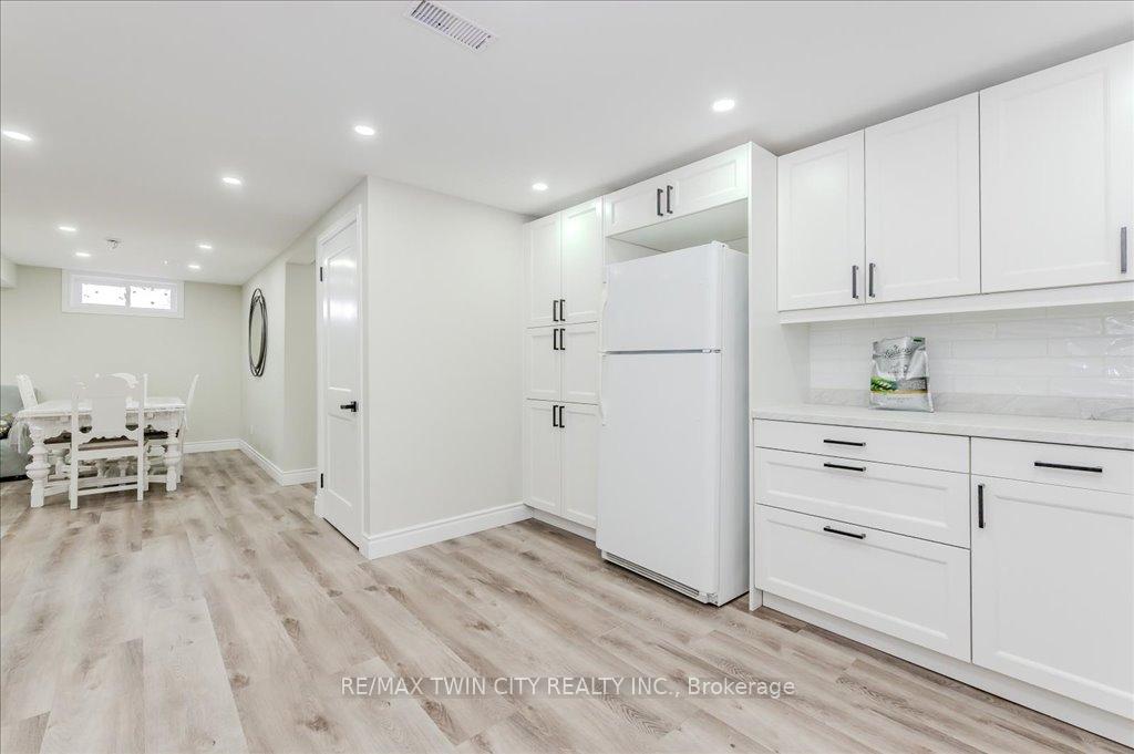 Photo 19 of 13 Alma Street, Brant, Brantford Twp — HOMEH