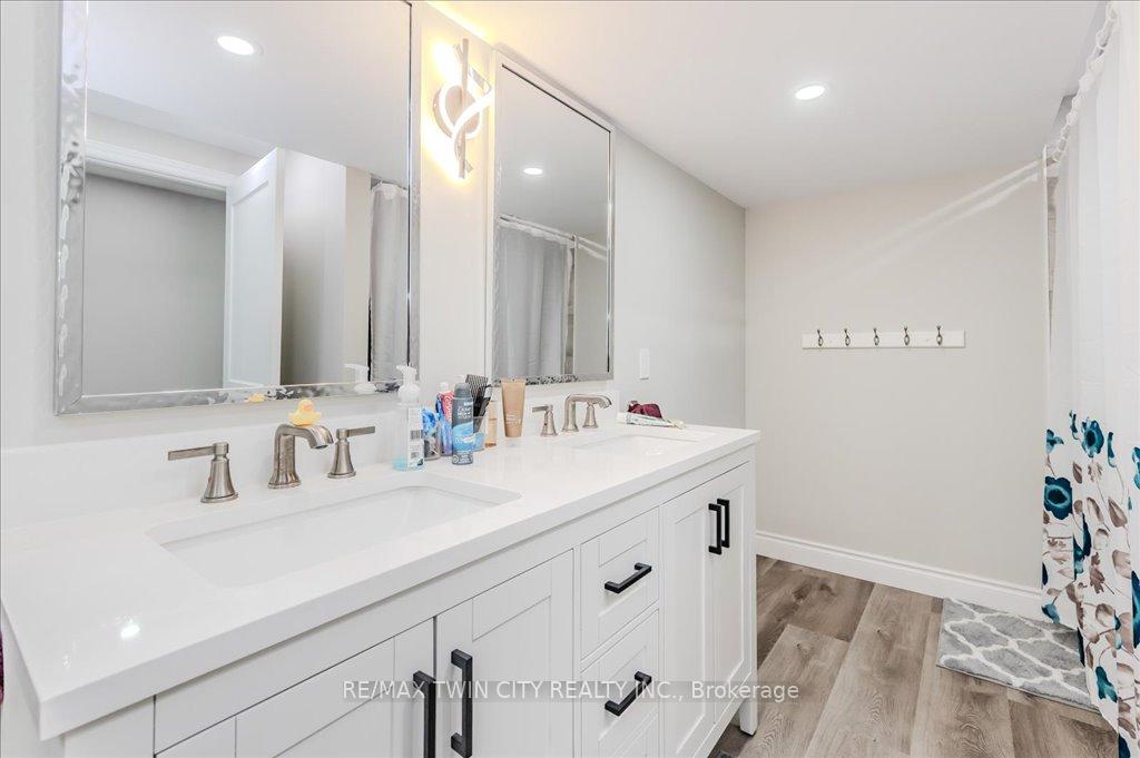 Photo 21 of 13 Alma Street, Brant, Brantford Twp — HOMEH