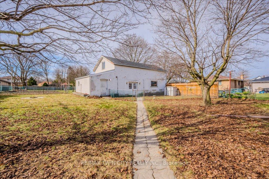 Photo 25 of 13 Alma Street, Brant, Brantford Twp — HOMEH