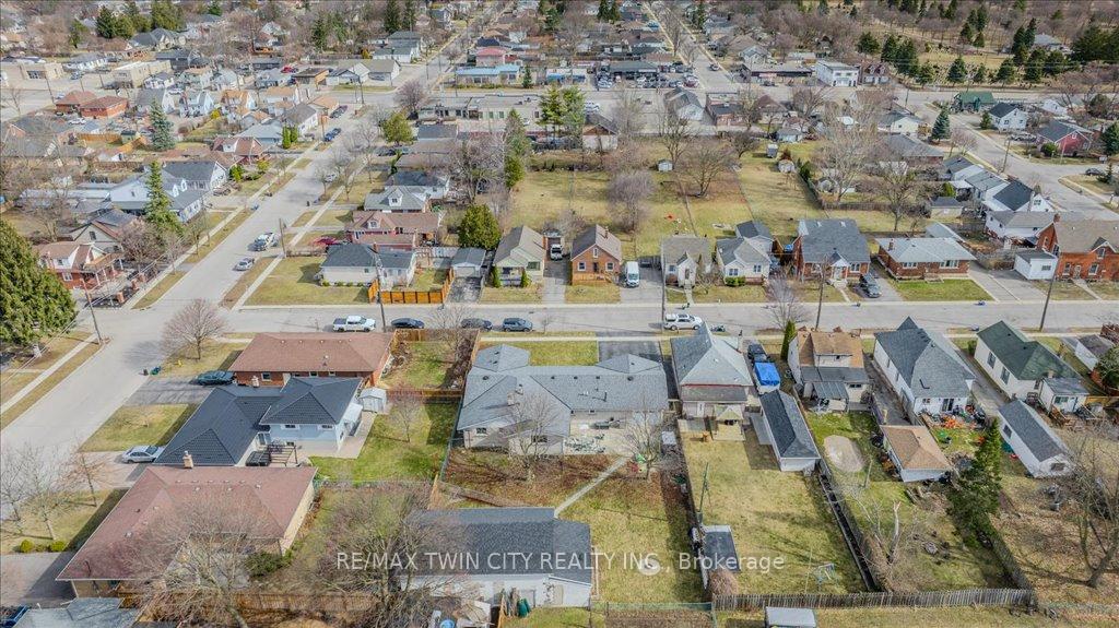 Photo 37 of 13 Alma Street, Brant, Brantford Twp — HOMEH