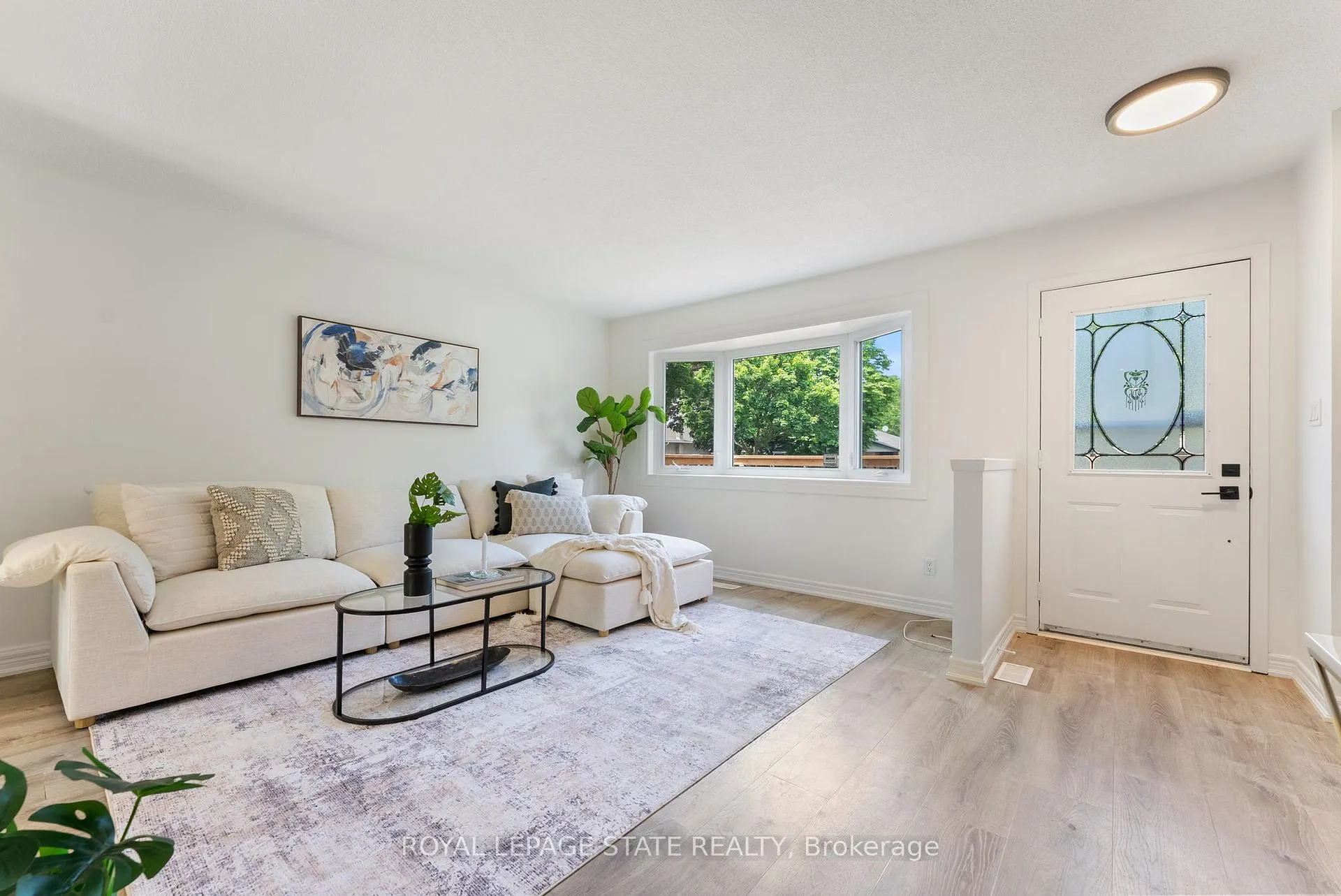 Photo 7 of 37 Birchpark Drive, Grimsby, Grimsby Beach — HOMEH