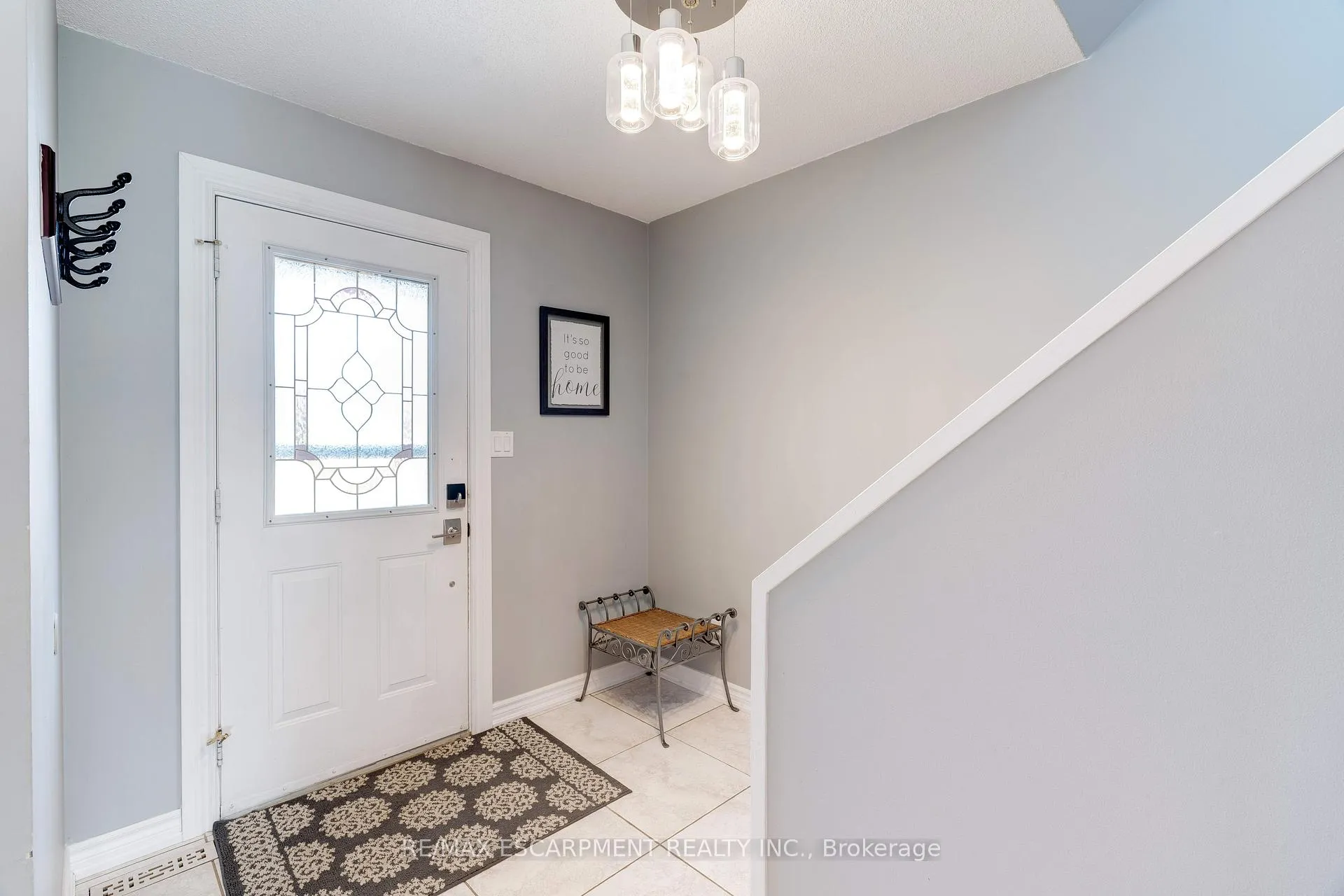 Photo 17 of 23 Niagara Street, Grimsby, Grimsby Beach — HOMEH