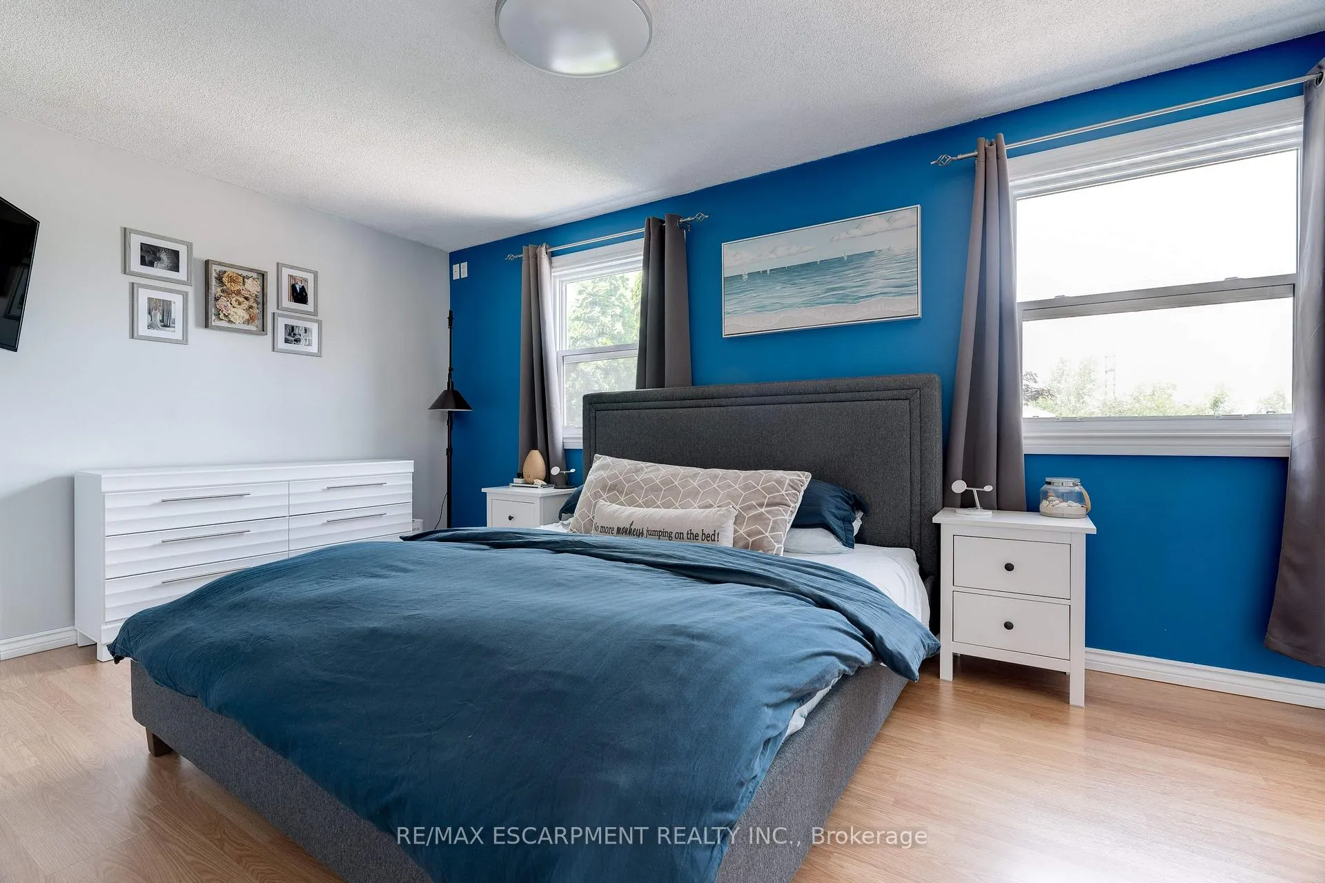 Photo 27 of 23 Niagara Street, Grimsby, Grimsby Beach — HOMEH