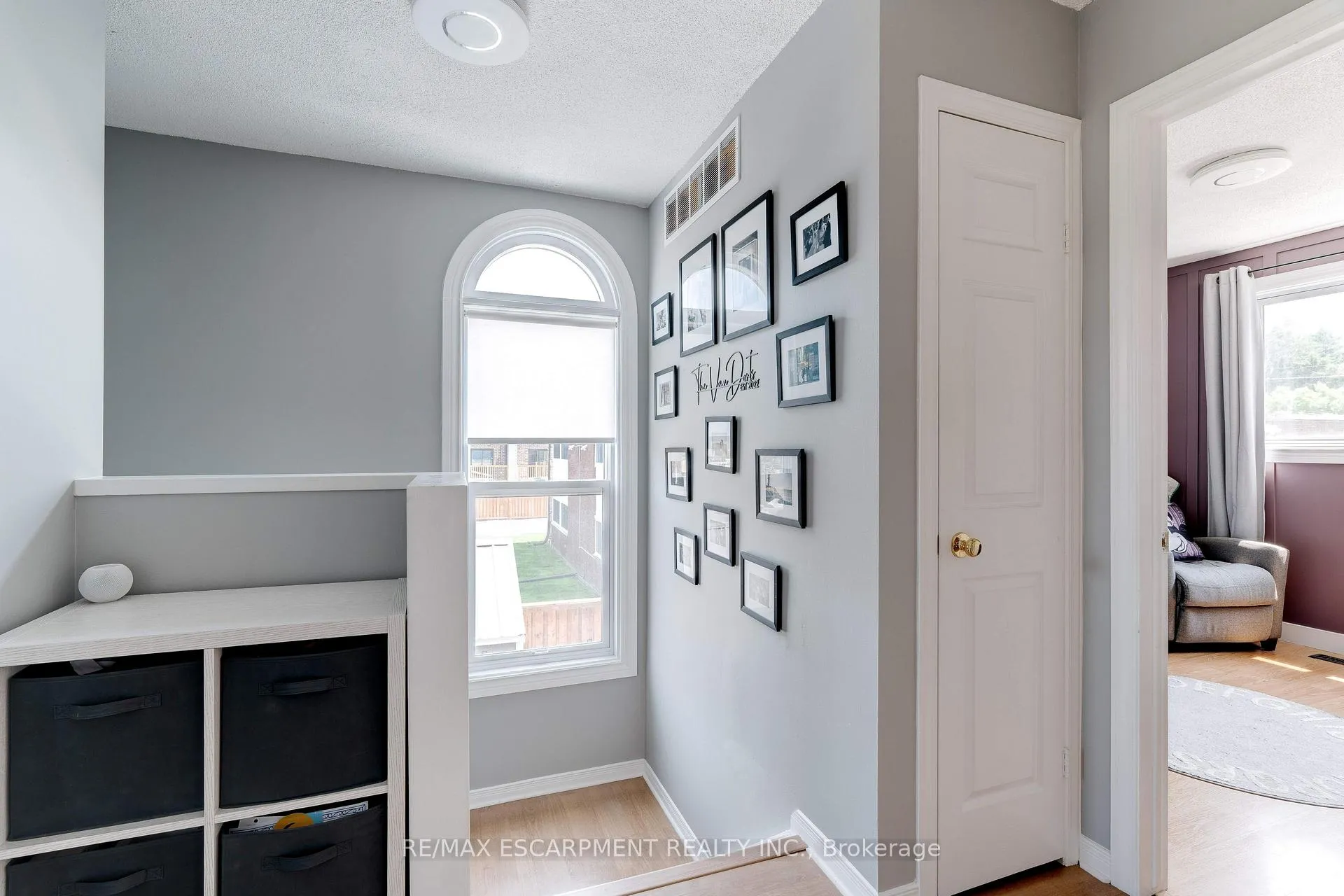 Photo 28 of 23 Niagara Street, Grimsby, Grimsby Beach — HOMEH