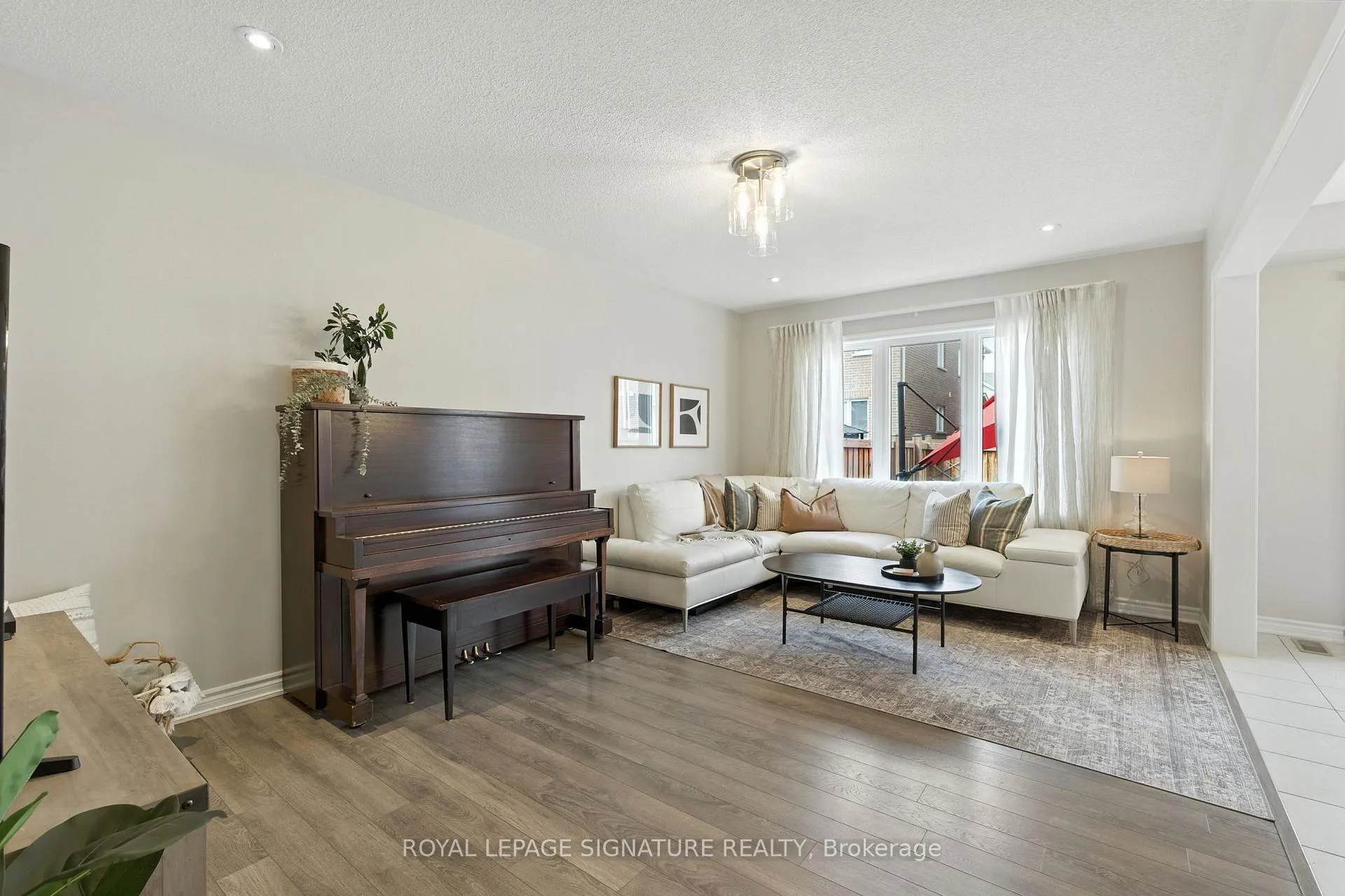 Photo 7 of Unit 7, 1000 Asleton Boulevard, Milton, Willmott — HOMEH