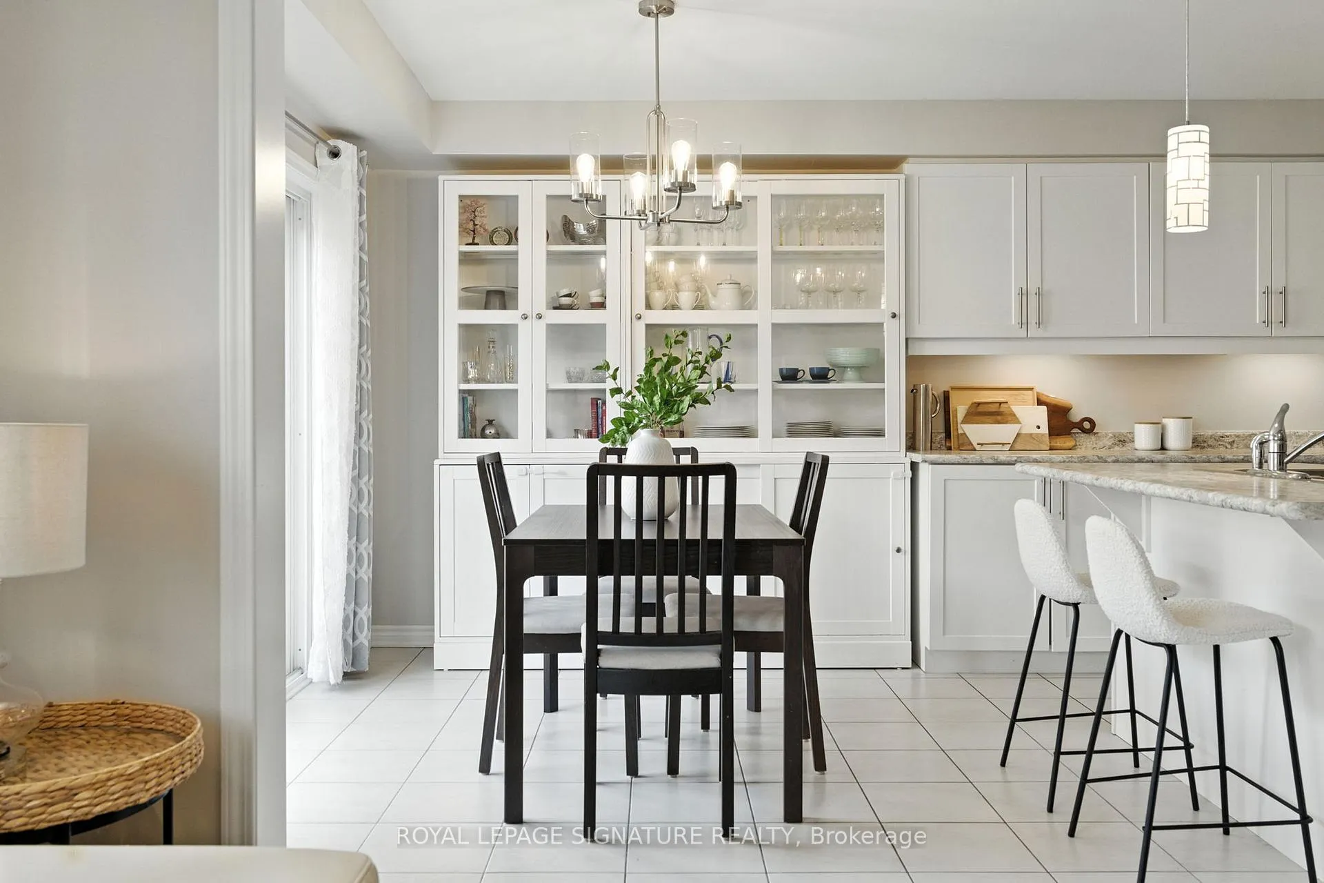 Photo 17 of Unit 7, 1000 Asleton Boulevard, Milton, Willmott — HOMEH