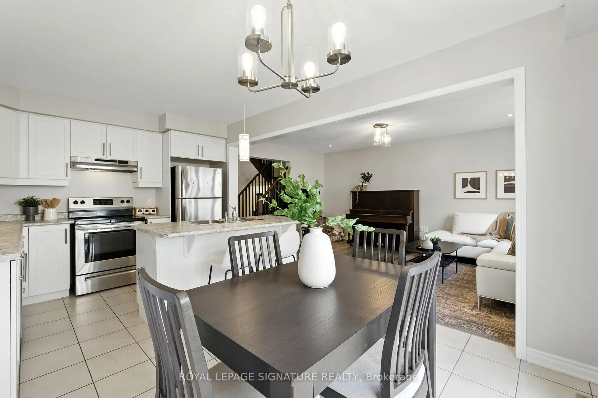 Photo 18 of Unit 7, 1000 Asleton Boulevard, Milton, Willmott — HOMEH