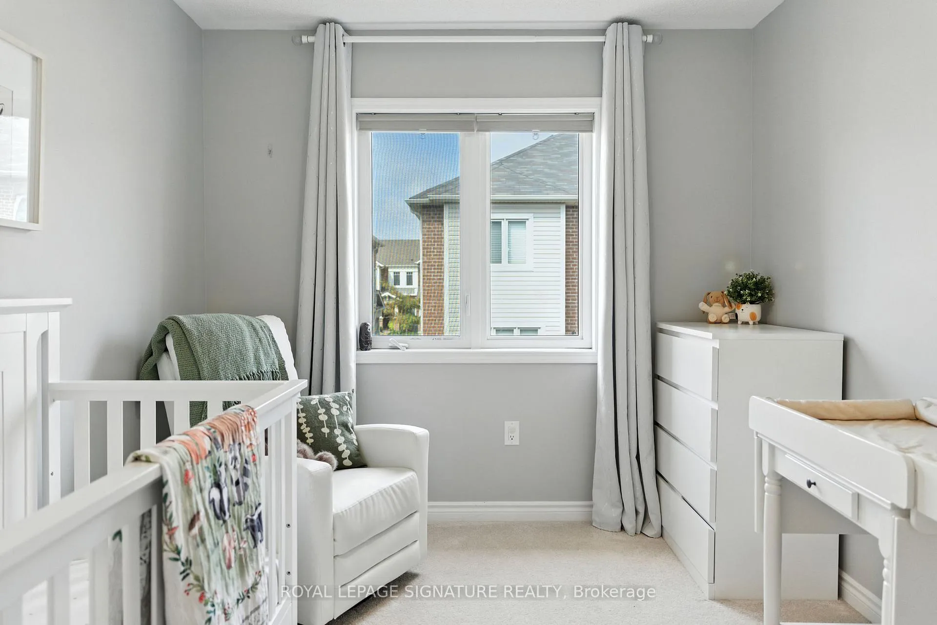 Photo 32 of Unit 7, 1000 Asleton Boulevard, Milton, Willmott — HOMEH