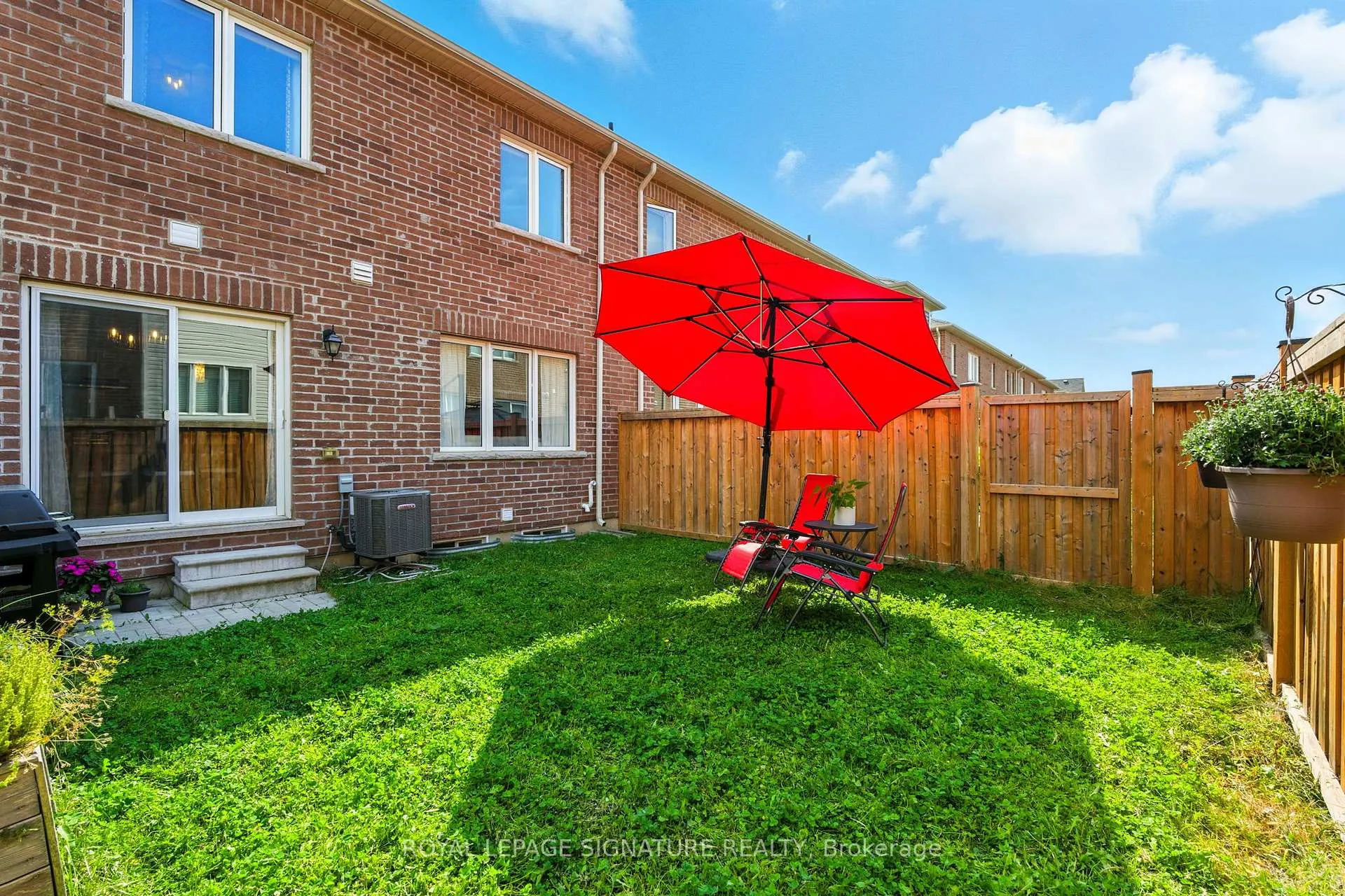 Photo 48 of Unit 7, 1000 Asleton Boulevard, Milton, Willmott — HOMEH
