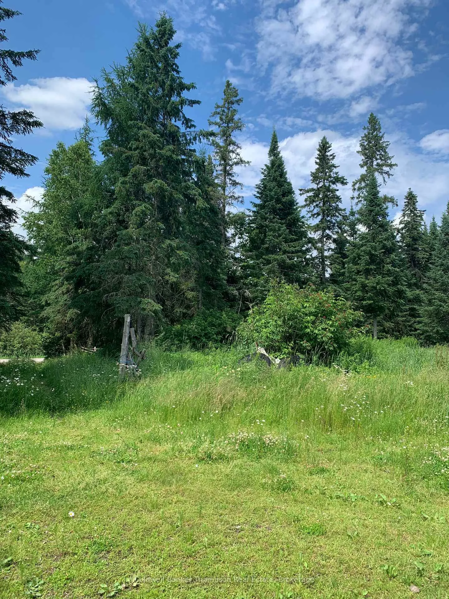 Photo 5 of 518 Highway W, McMurrich/Monteith, Sprucedale — HOMEH
