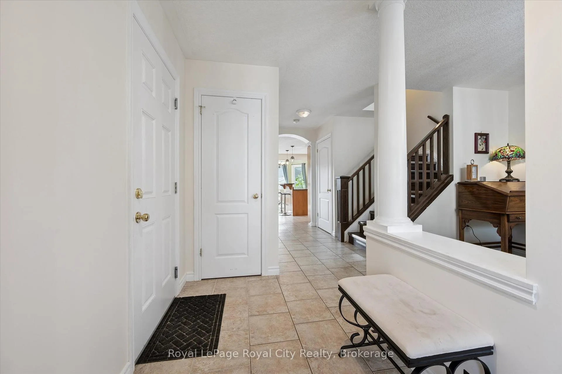 Photo 7 of 4 Holland Crescent, Guelph, Pineridge/Westminster Woods — HOMEH