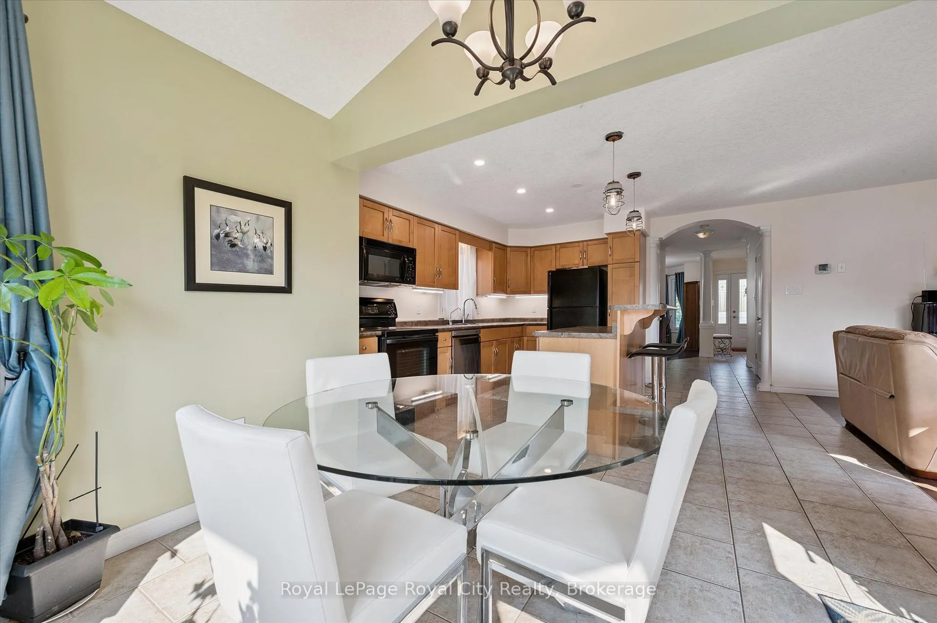 Photo 20 of 4 Holland Crescent, Guelph, Pineridge/Westminster Woods — HOMEH