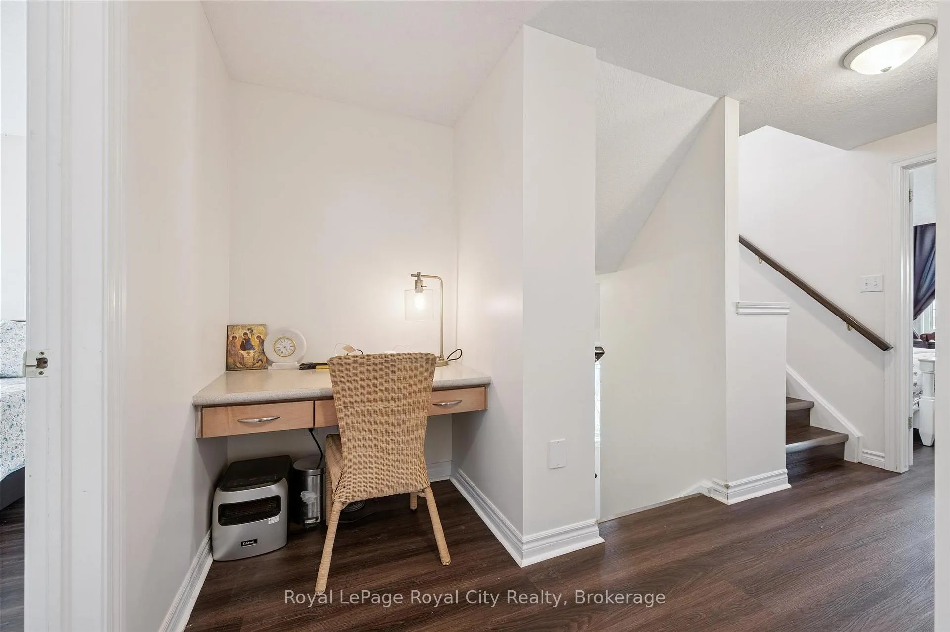 Photo 21 of 4 Holland Crescent, Guelph, Pineridge/Westminster Woods — HOMEH