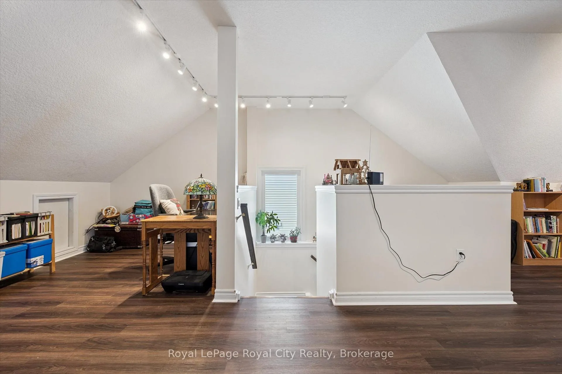 Photo 31 of 4 Holland Crescent, Guelph, Pineridge/Westminster Woods — HOMEH
