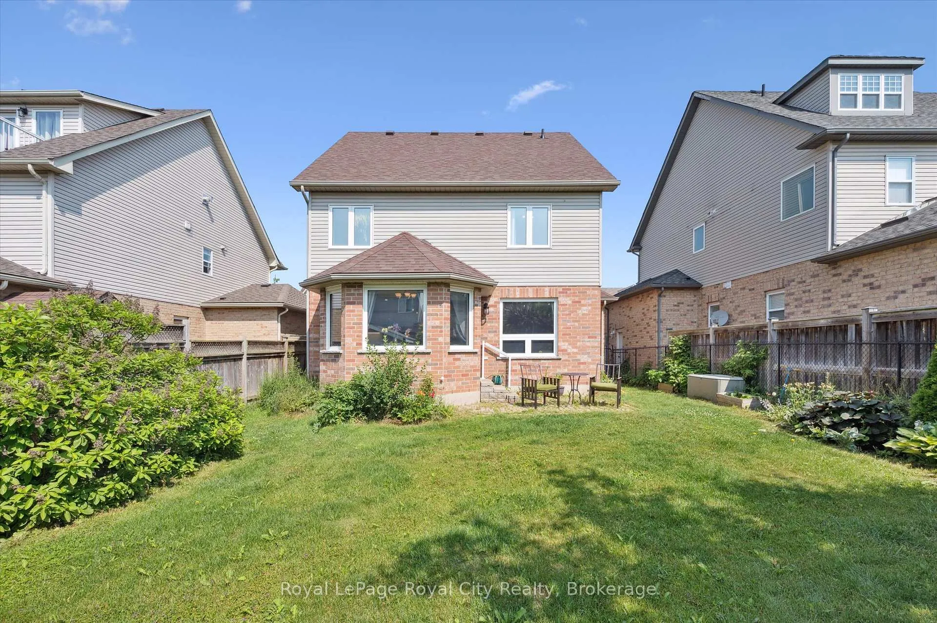 Photo 37 of 4 Holland Crescent, Guelph, Pineridge/Westminster Woods — HOMEH