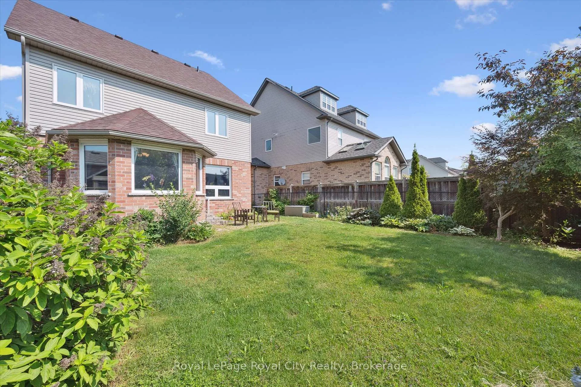 Photo 38 of 4 Holland Crescent, Guelph, Pineridge/Westminster Woods — HOMEH