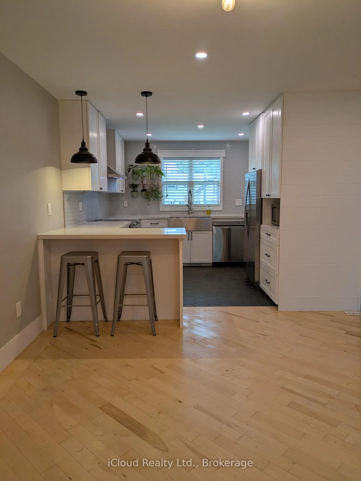 Photo 2 of 101 Holditch Street, Bracebridge, Monck (Bracebridge) — HOMEH