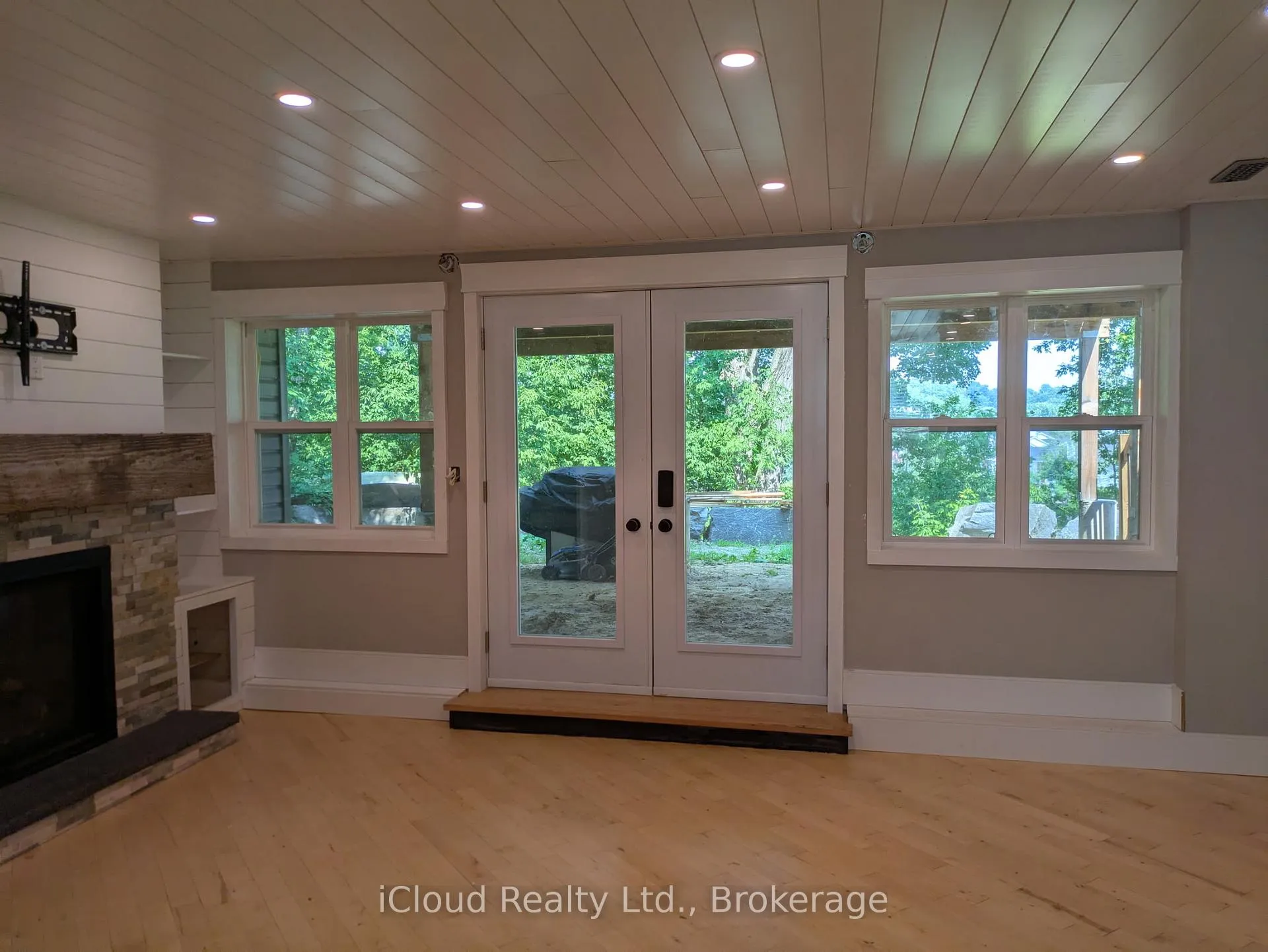 Photo 17 of 101 Holditch Street, Bracebridge, Monck (Bracebridge) — HOMEH
