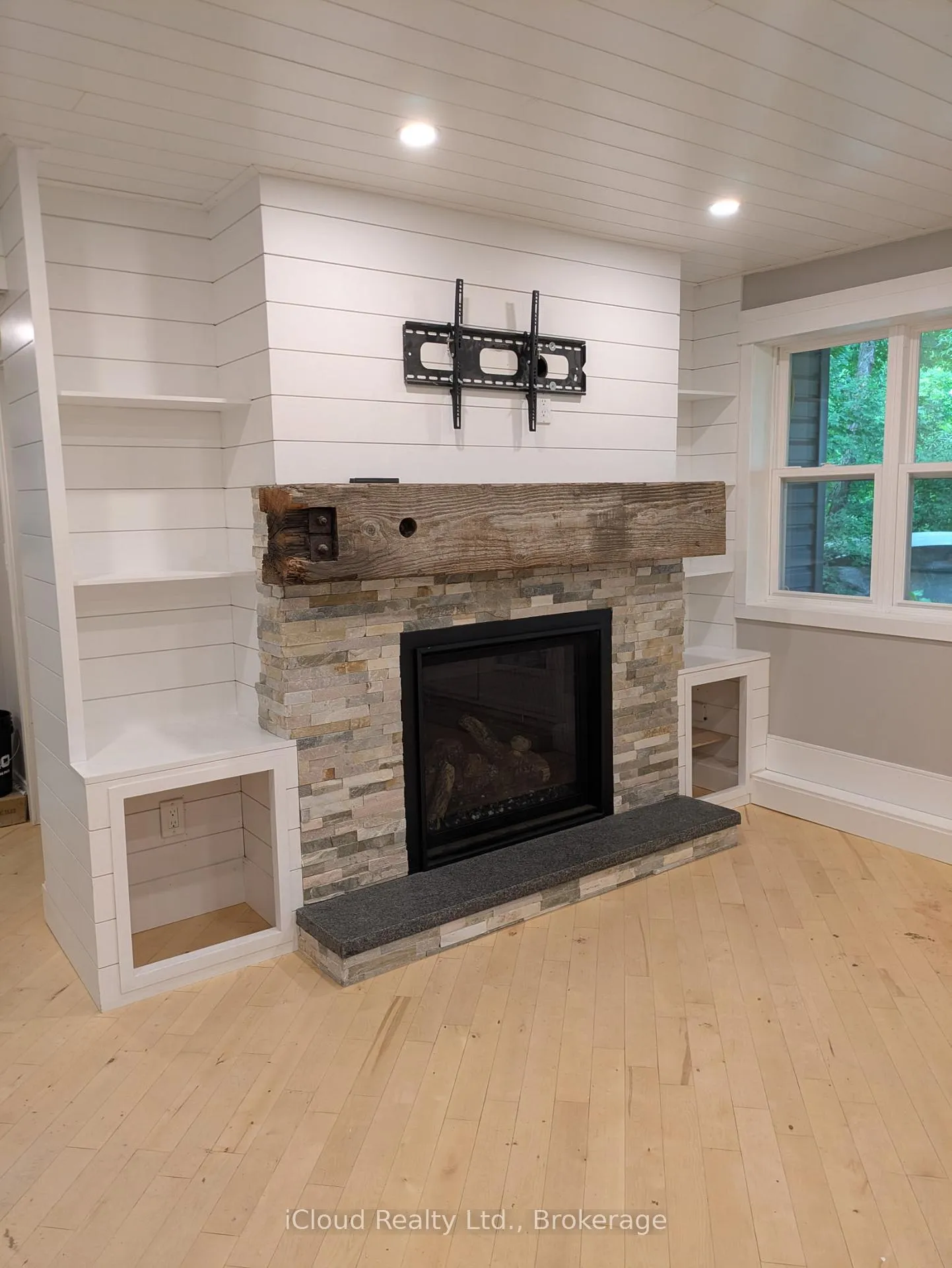 Photo 18 of 101 Holditch Street, Bracebridge, Monck (Bracebridge) — HOMEH