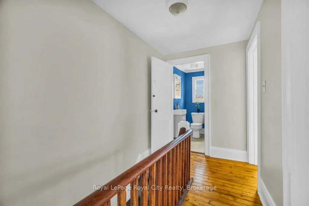 Photo 24 of 104 Neeve Street, Guelph, St. Patrick's Ward — HOMEH