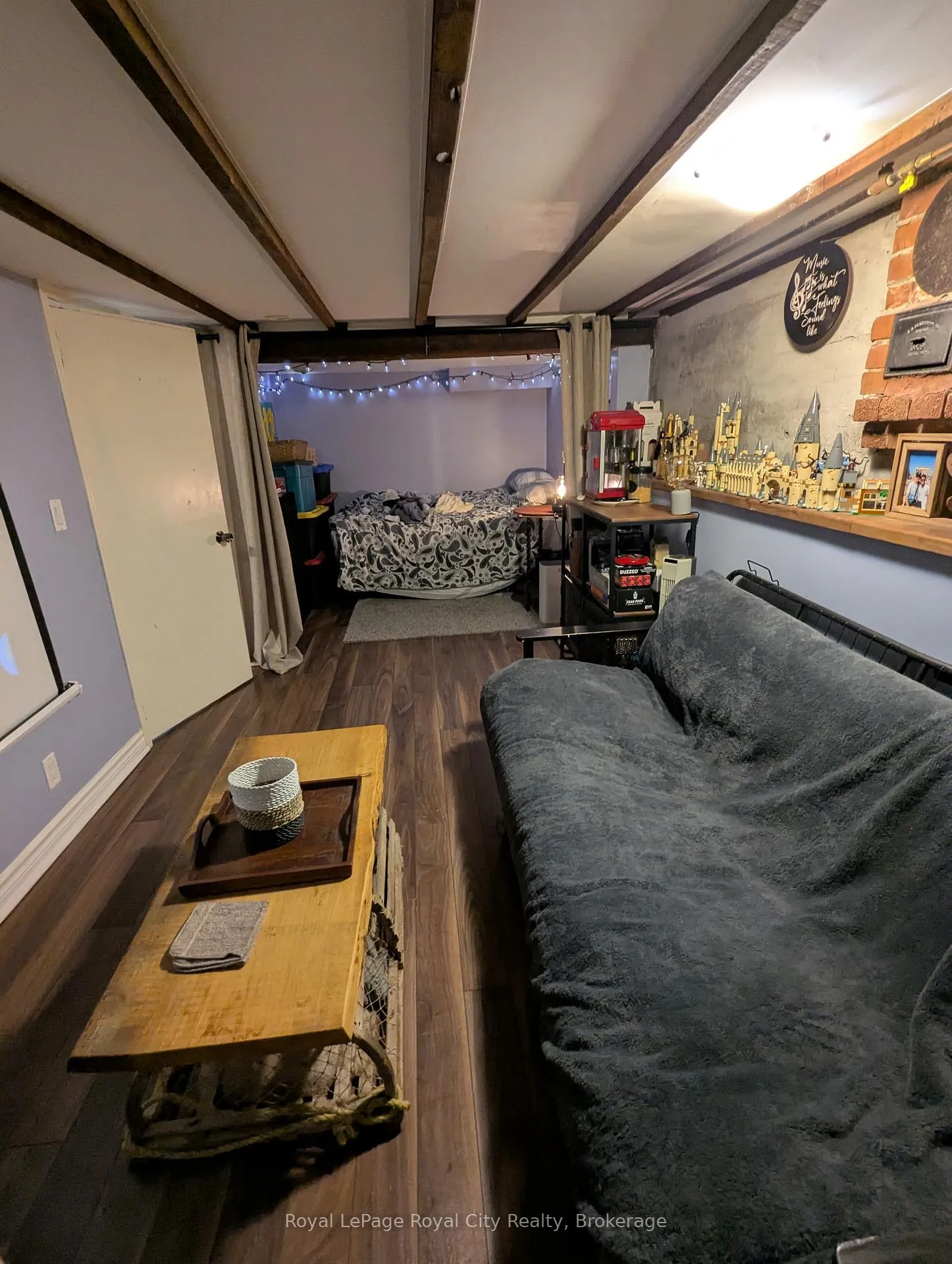 Photo 37 of 104 Neeve Street, Guelph, St. Patrick's Ward — HOMEH