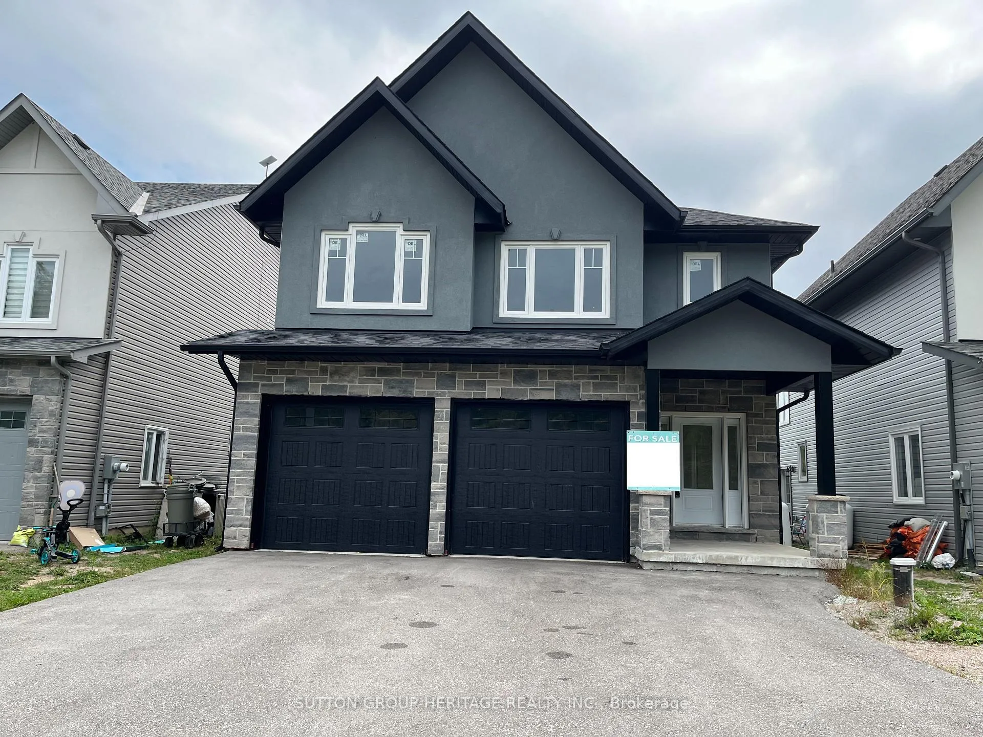 Photo 1 of 21 Rosy Beach Court, Ramara, Rural Ramara — HOMEH