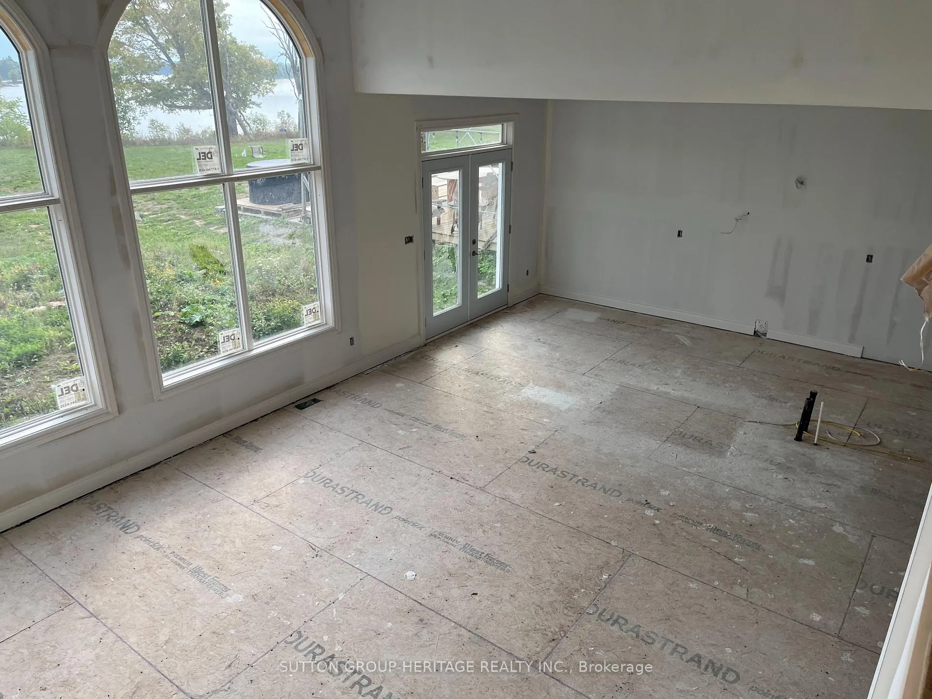 Photo 7 of 21 Rosy Beach Court, Ramara, Rural Ramara — HOMEH