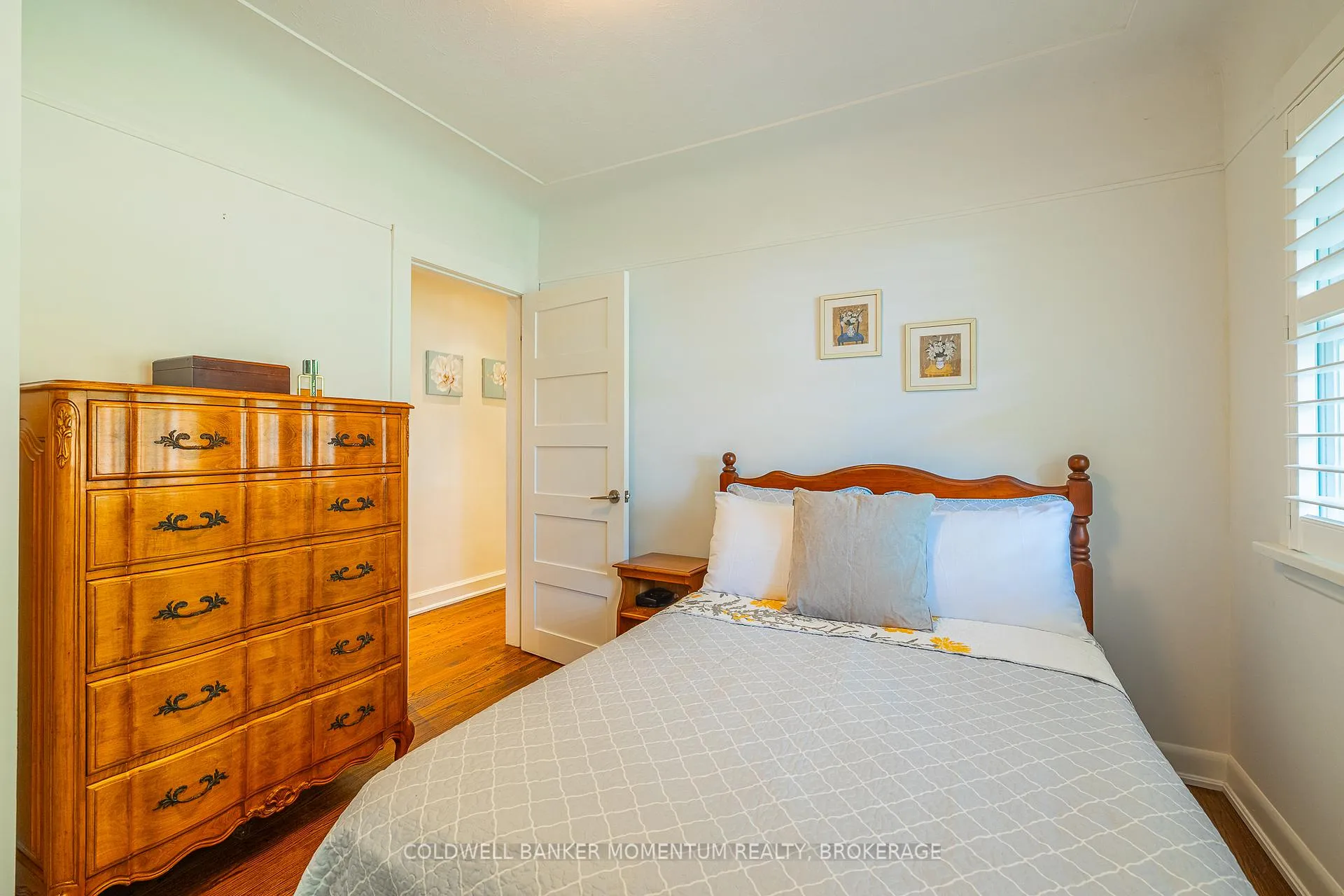Photo 21 of 30 Cherryhill Drive, Grimsby, Grimsby East — HOMEH