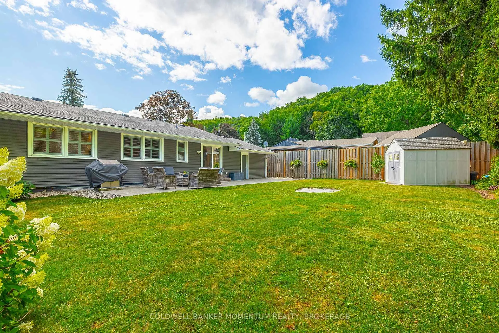 Photo 31 of 30 Cherryhill Drive, Grimsby, Grimsby East — HOMEH