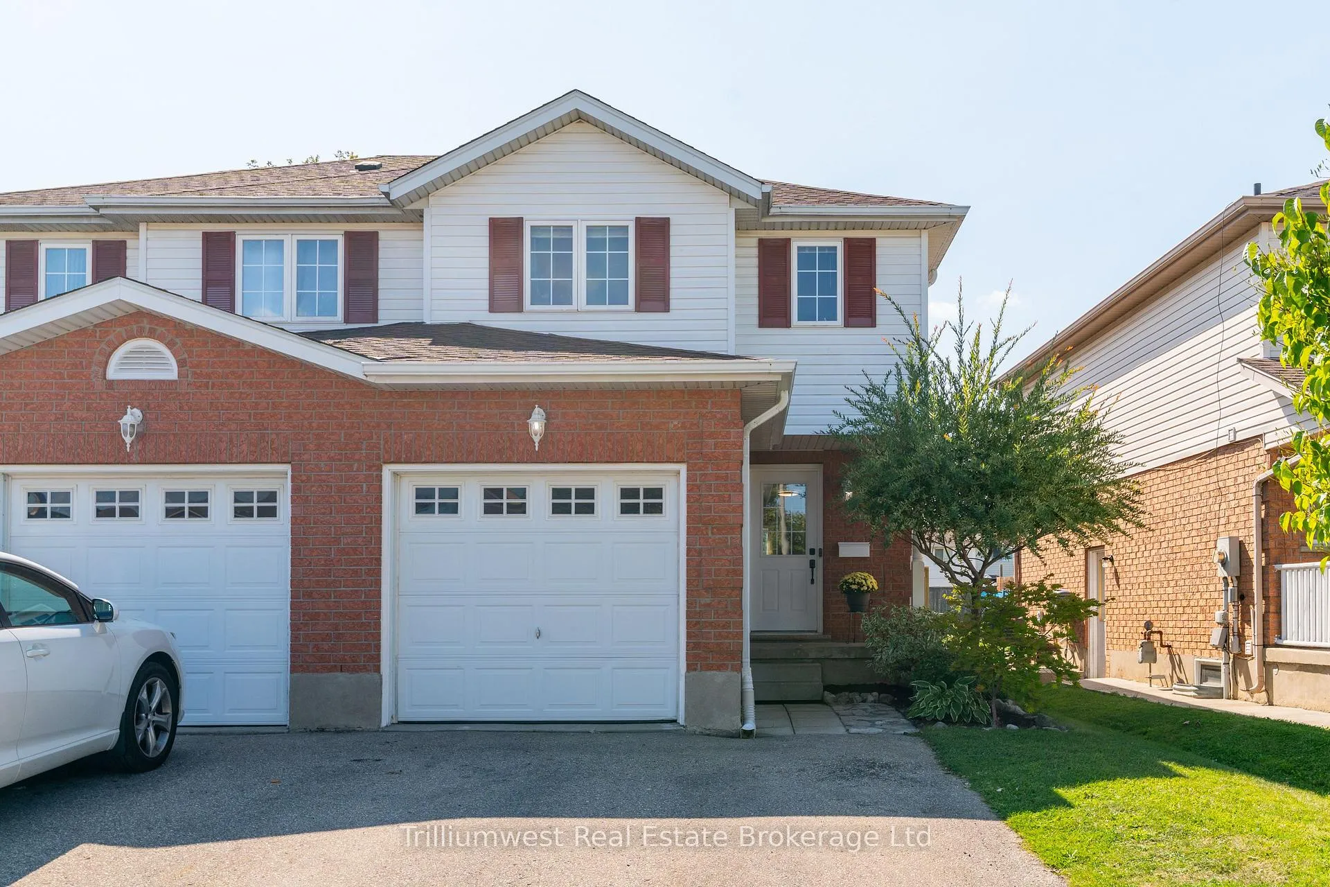 Photo 3 of 197 Stephanie Drive, Guelph, Willow West/Sugarbush/West Acres — HOMEH