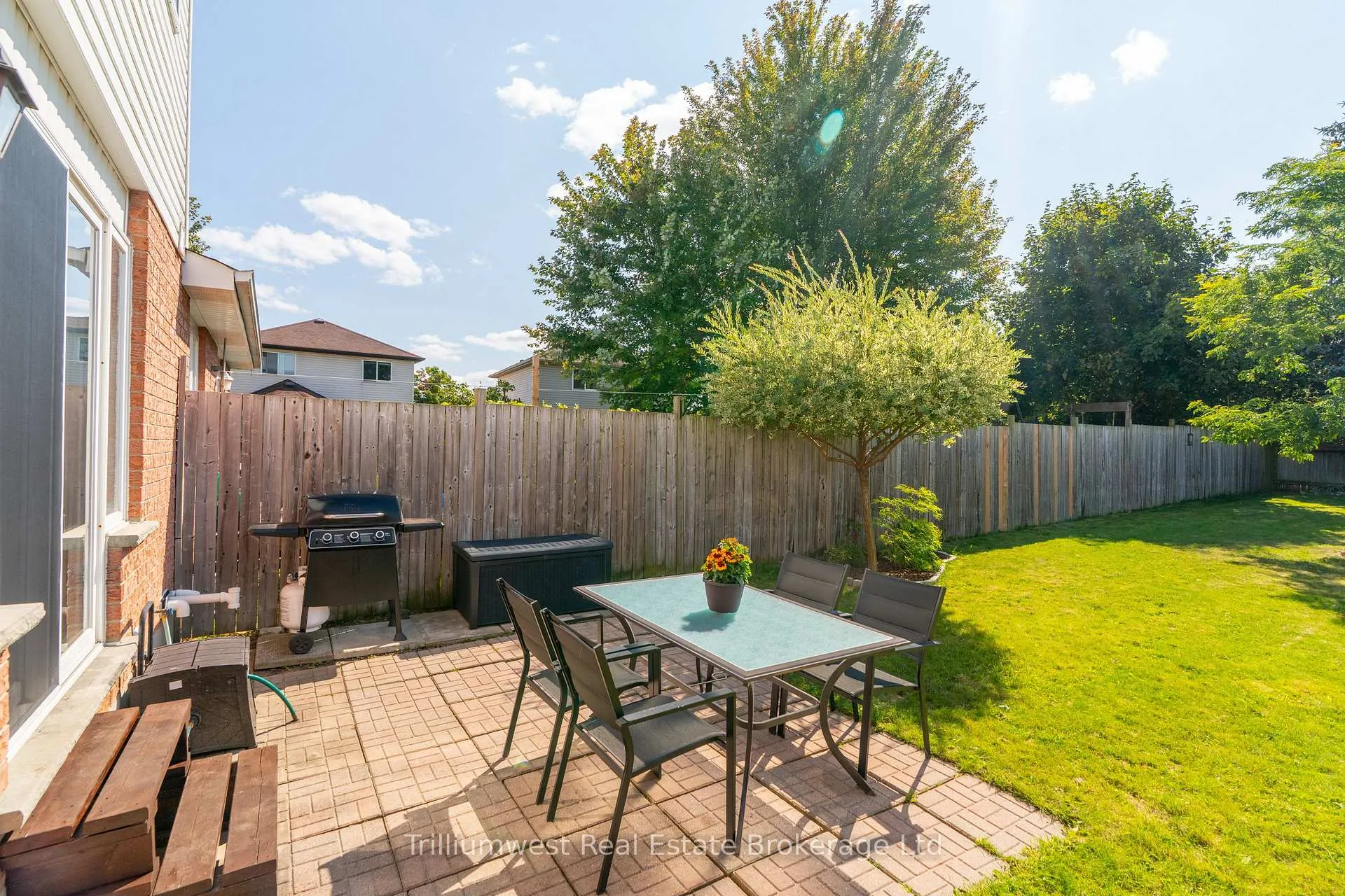 Photo 36 of 197 Stephanie Drive, Guelph, Willow West/Sugarbush/West Acres — HOMEH