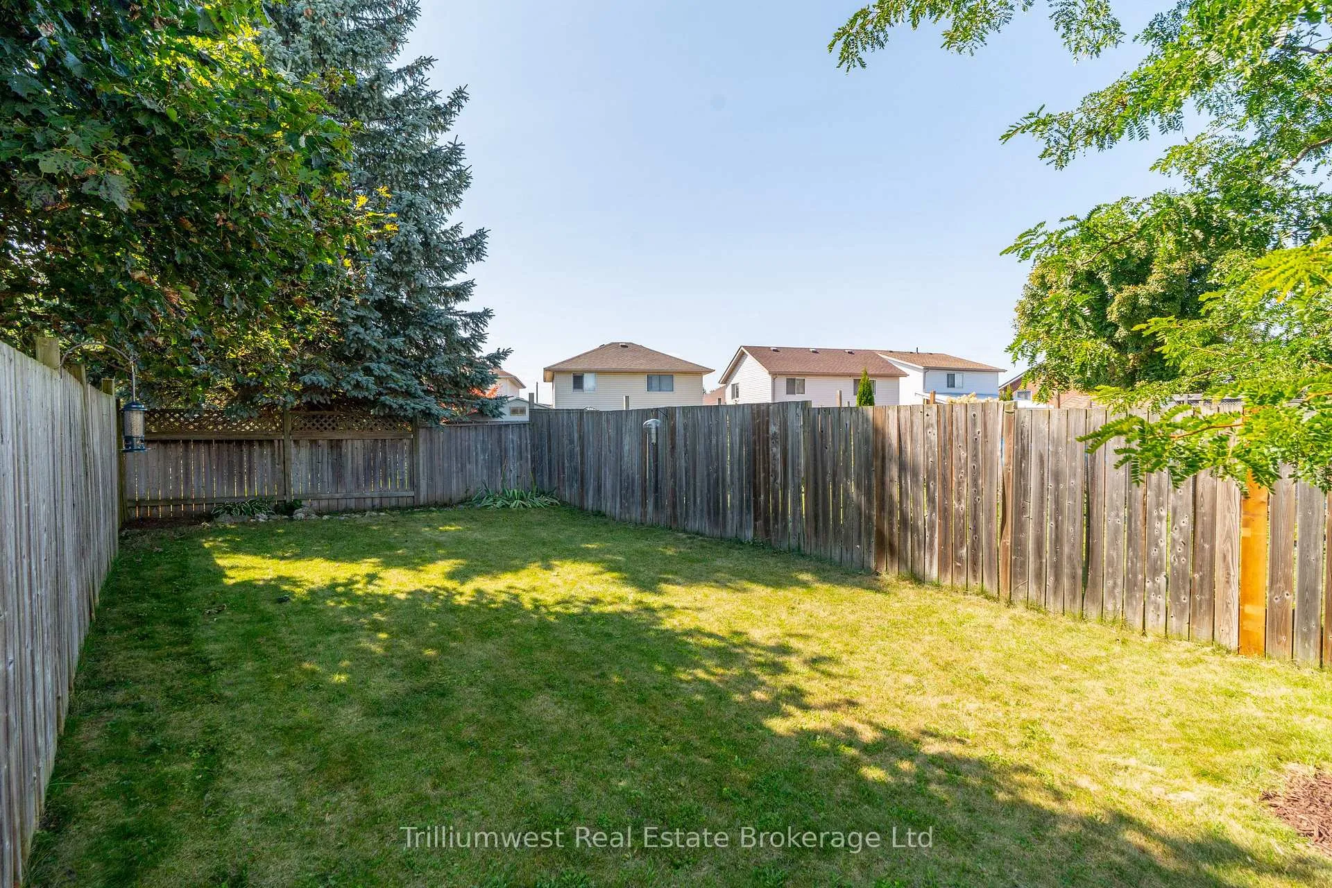 Photo 43 of 197 Stephanie Drive, Guelph, Willow West/Sugarbush/West Acres — HOMEH