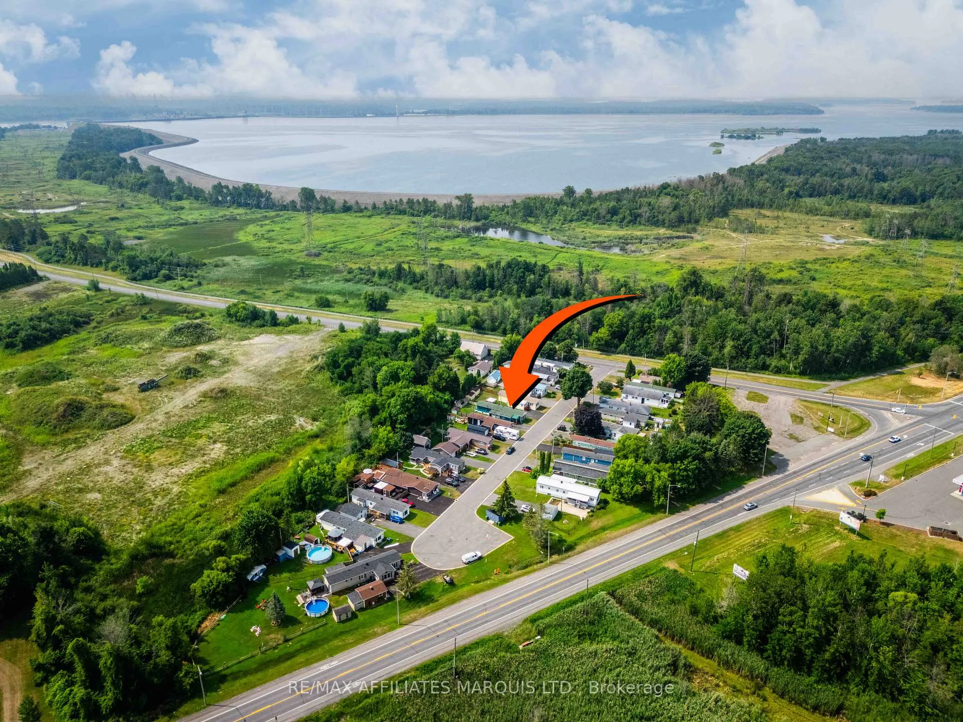 Photo 6 of Unit Unit 5, 2201 Power Dam Drive, Cornwall — HOMEH