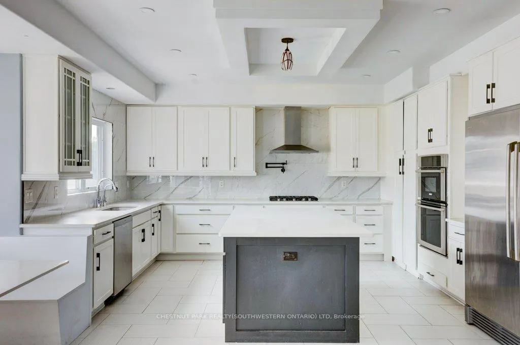 Photo 14 of 1145 Regency Crescent, Lakeshore — HOMEH