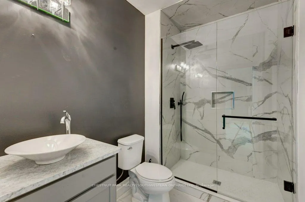 Photo 17 of 1145 Regency Crescent, Lakeshore — HOMEH