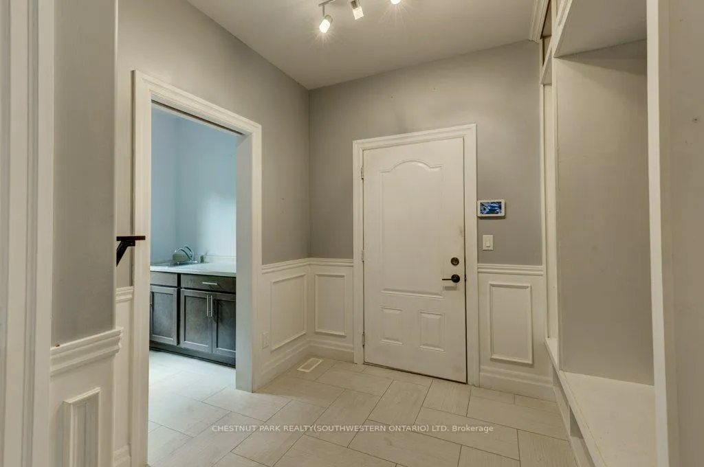 Photo 18 of 1145 Regency Crescent, Lakeshore — HOMEH
