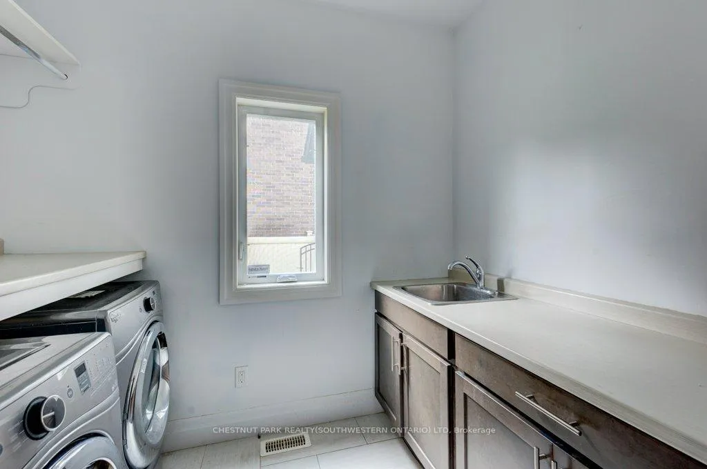 Photo 19 of 1145 Regency Crescent, Lakeshore — HOMEH
