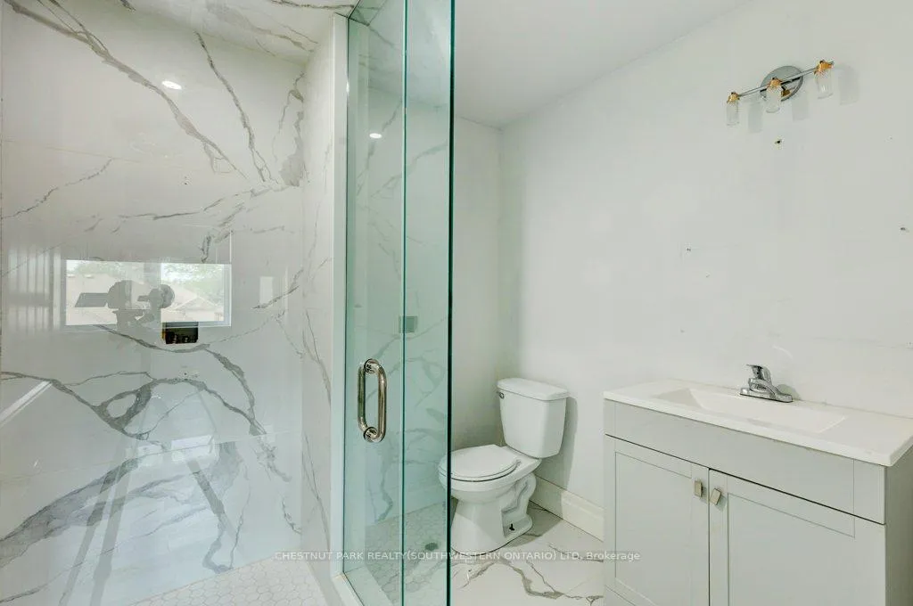 Photo 34 of 1145 Regency Crescent, Lakeshore — HOMEH
