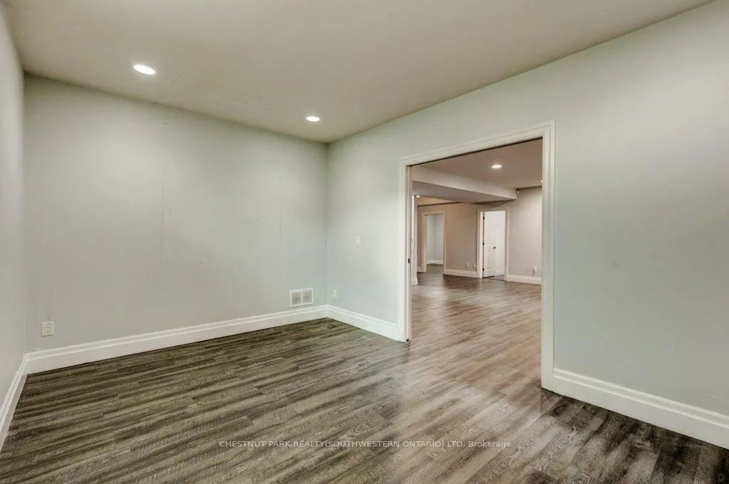 Photo 41 of 1145 Regency Crescent, Lakeshore — HOMEH