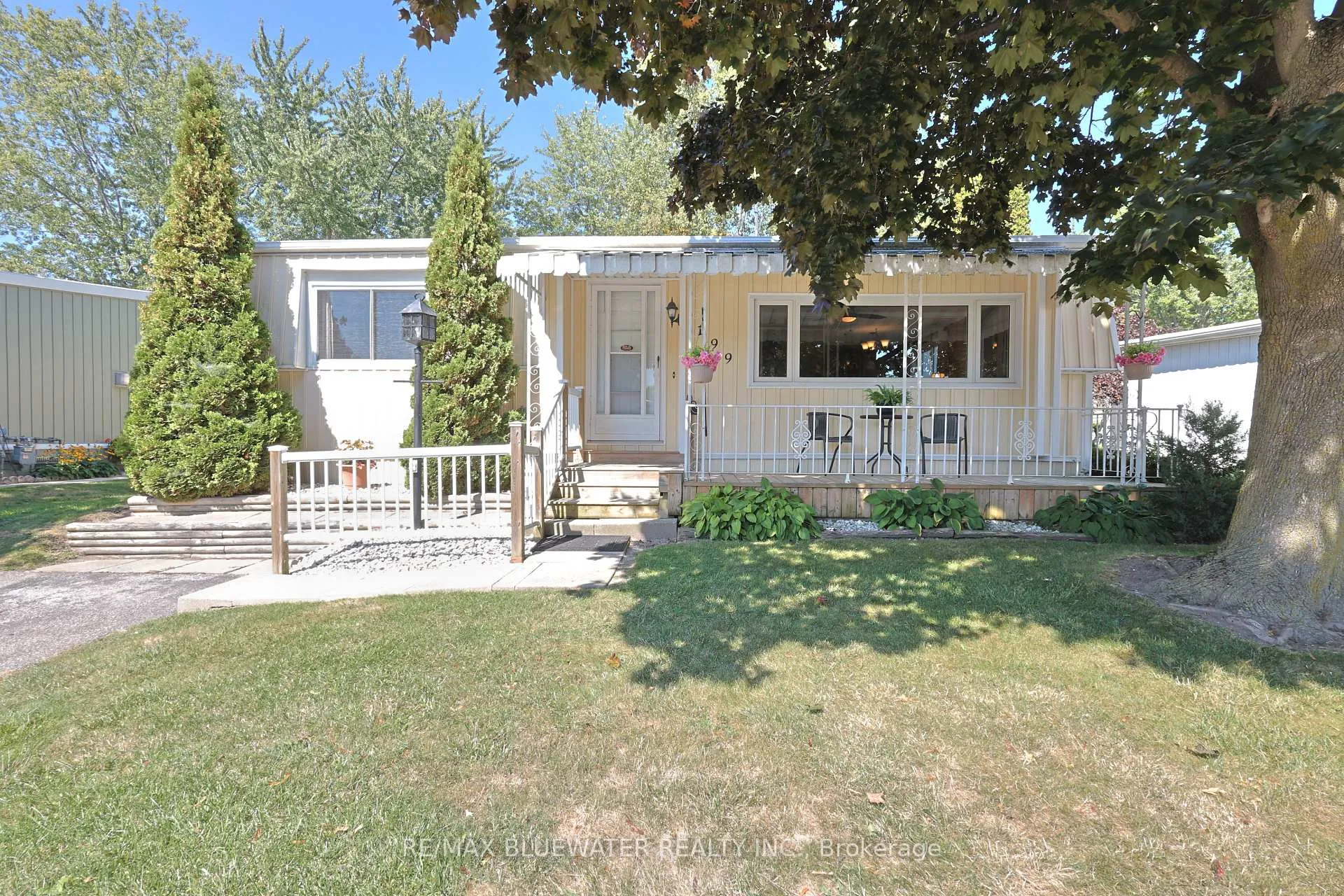 Photo 1 of 199 Pebble Beach Parkway, South Huron, Stephen Twp — HOMEH