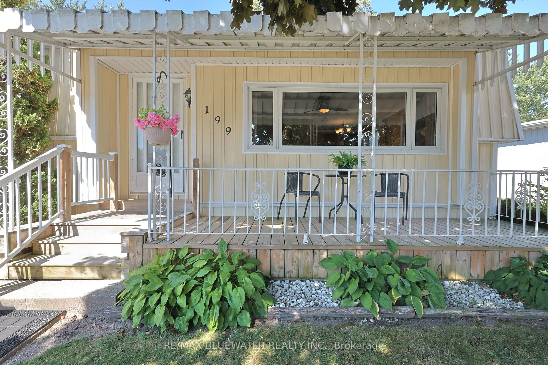 Photo 2 of 199 Pebble Beach Parkway, South Huron, Stephen Twp — HOMEH