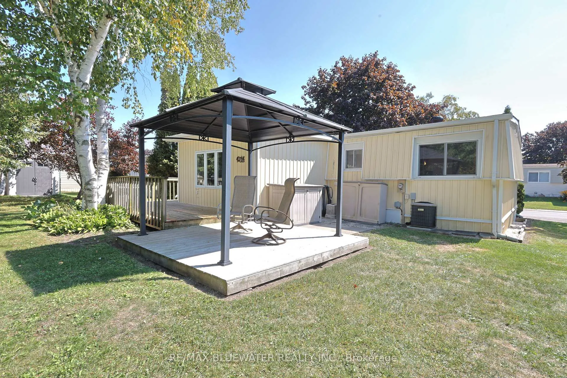Photo 3 of 199 Pebble Beach Parkway, South Huron, Stephen Twp — HOMEH