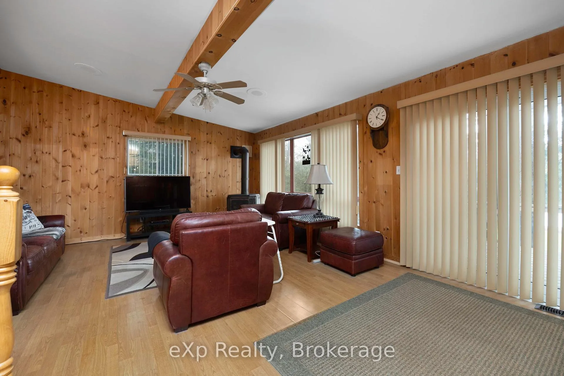 Photo 12 of 36 Roberts Lake Road E, Seguin — HOMEH