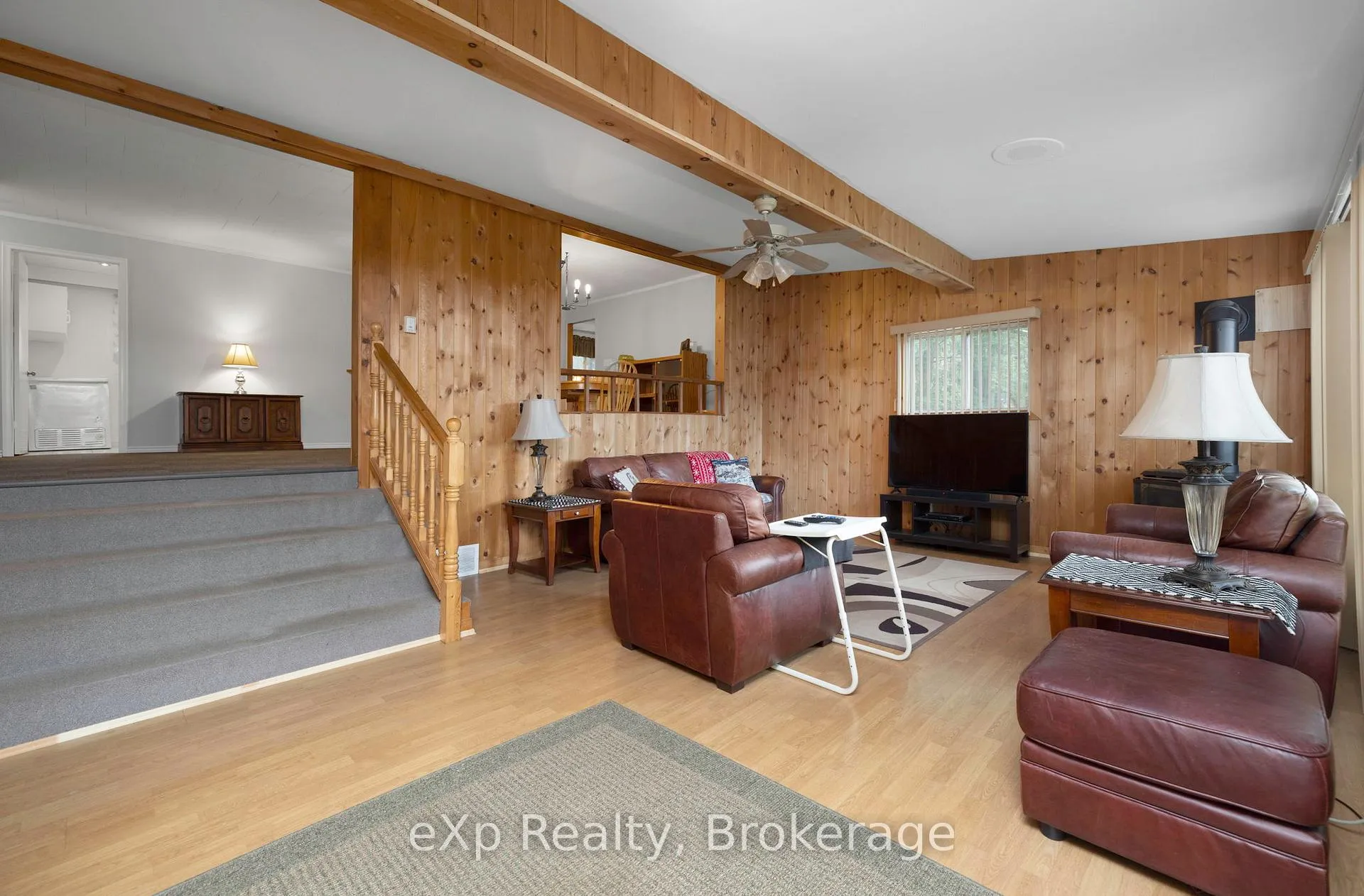 Photo 13 of 36 Roberts Lake Road E, Seguin — HOMEH