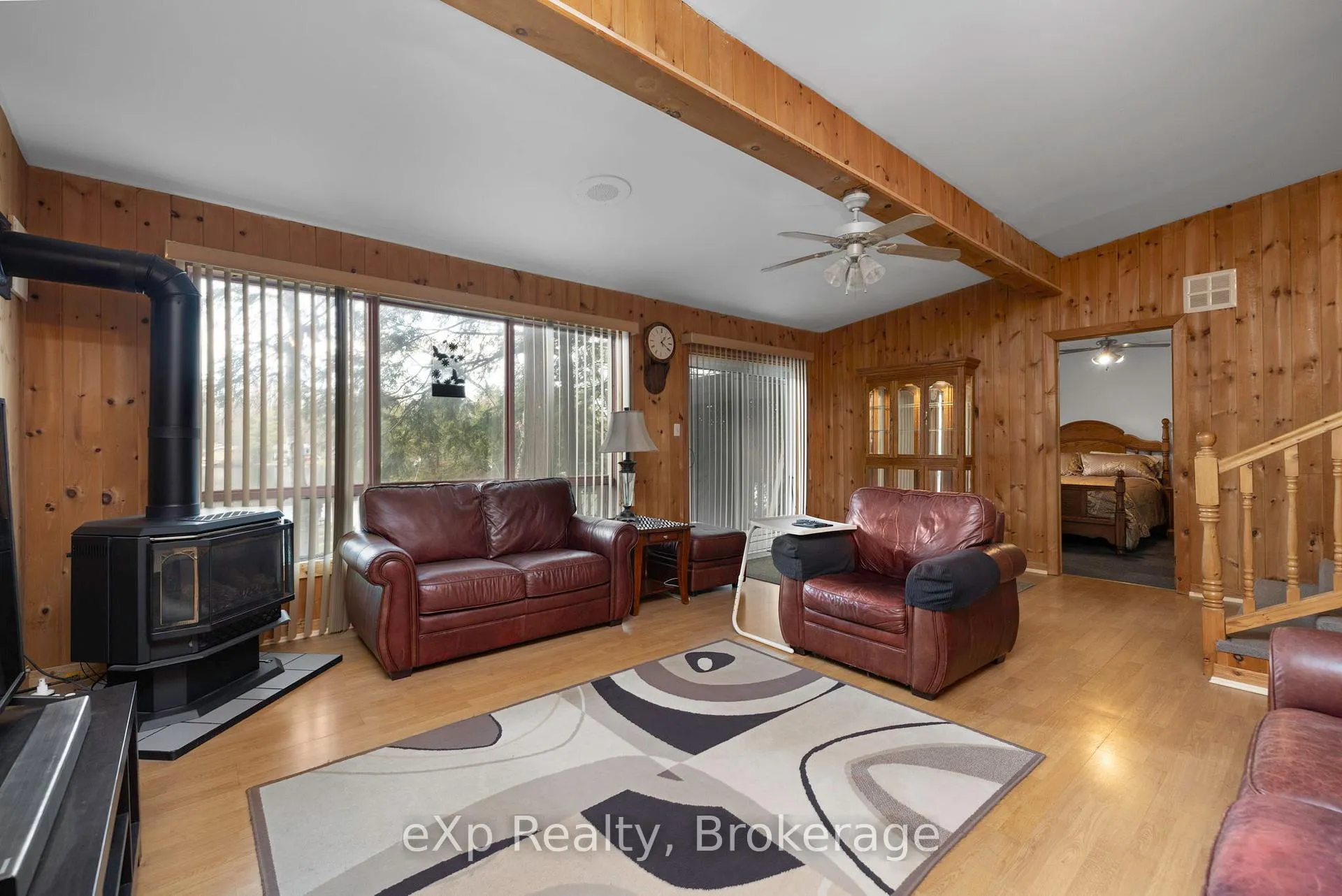 Photo 14 of 36 Roberts Lake Road E, Seguin — HOMEH