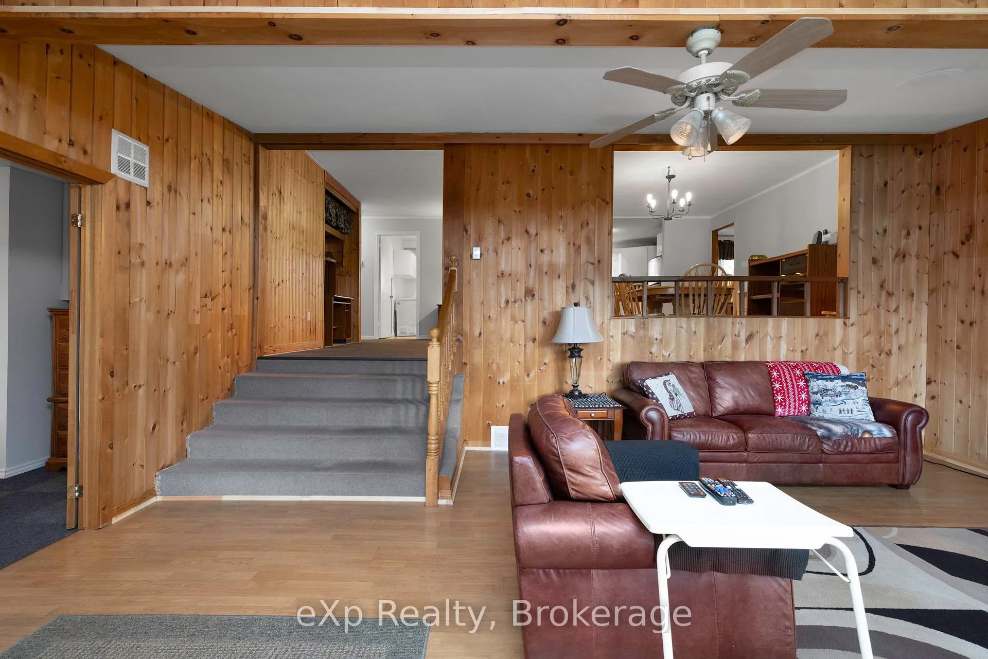 Photo 20 of 36 Roberts Lake Road E, Seguin — HOMEH