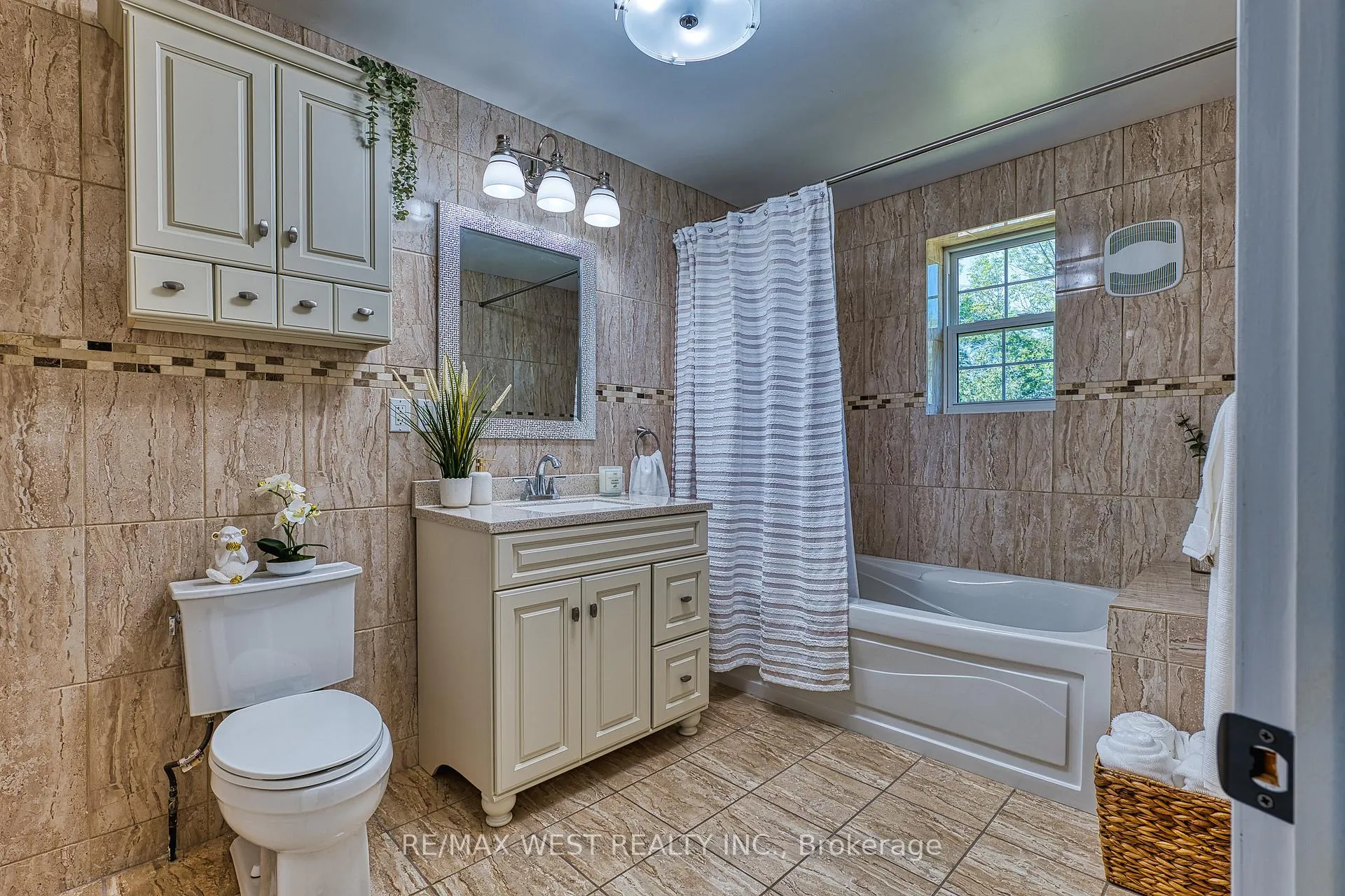 Photo 13 of 305234 South Line A, Grey Highlands — HOMEH