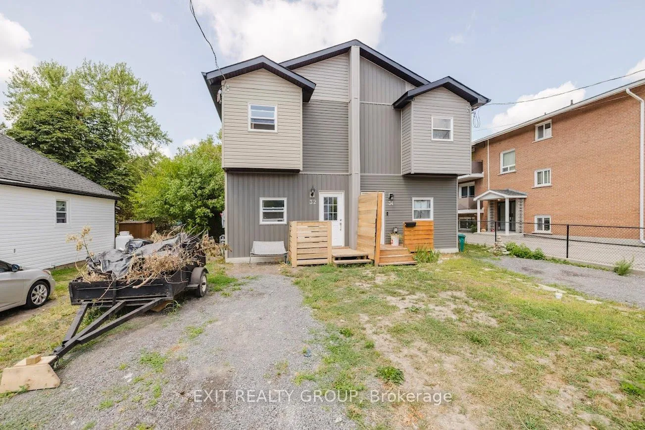 Photo 1 of 32 Strachan Street, Belleville, Belleville Ward — HOMEH