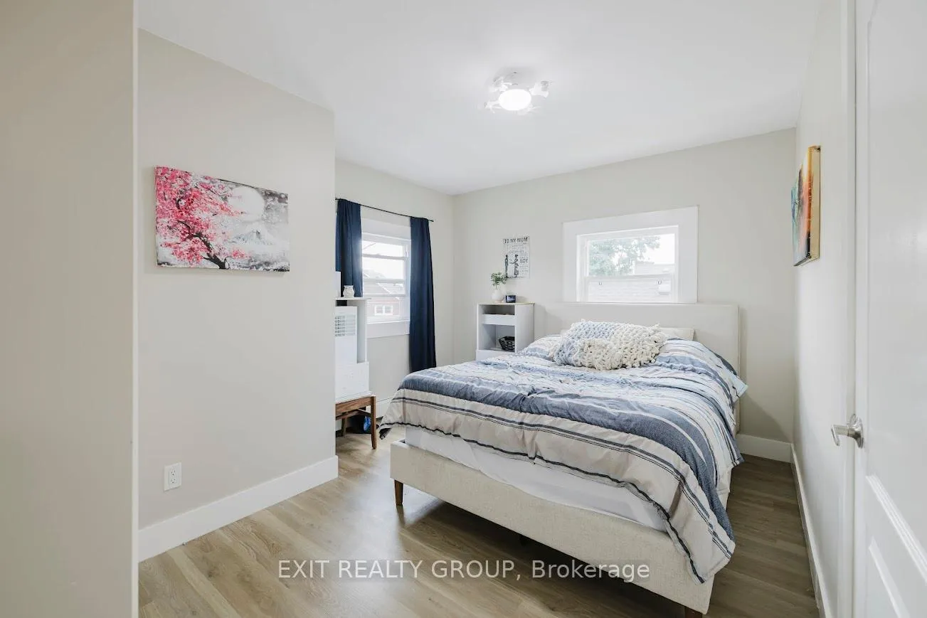Photo 13 of 32 Strachan Street, Belleville, Belleville Ward — HOMEH